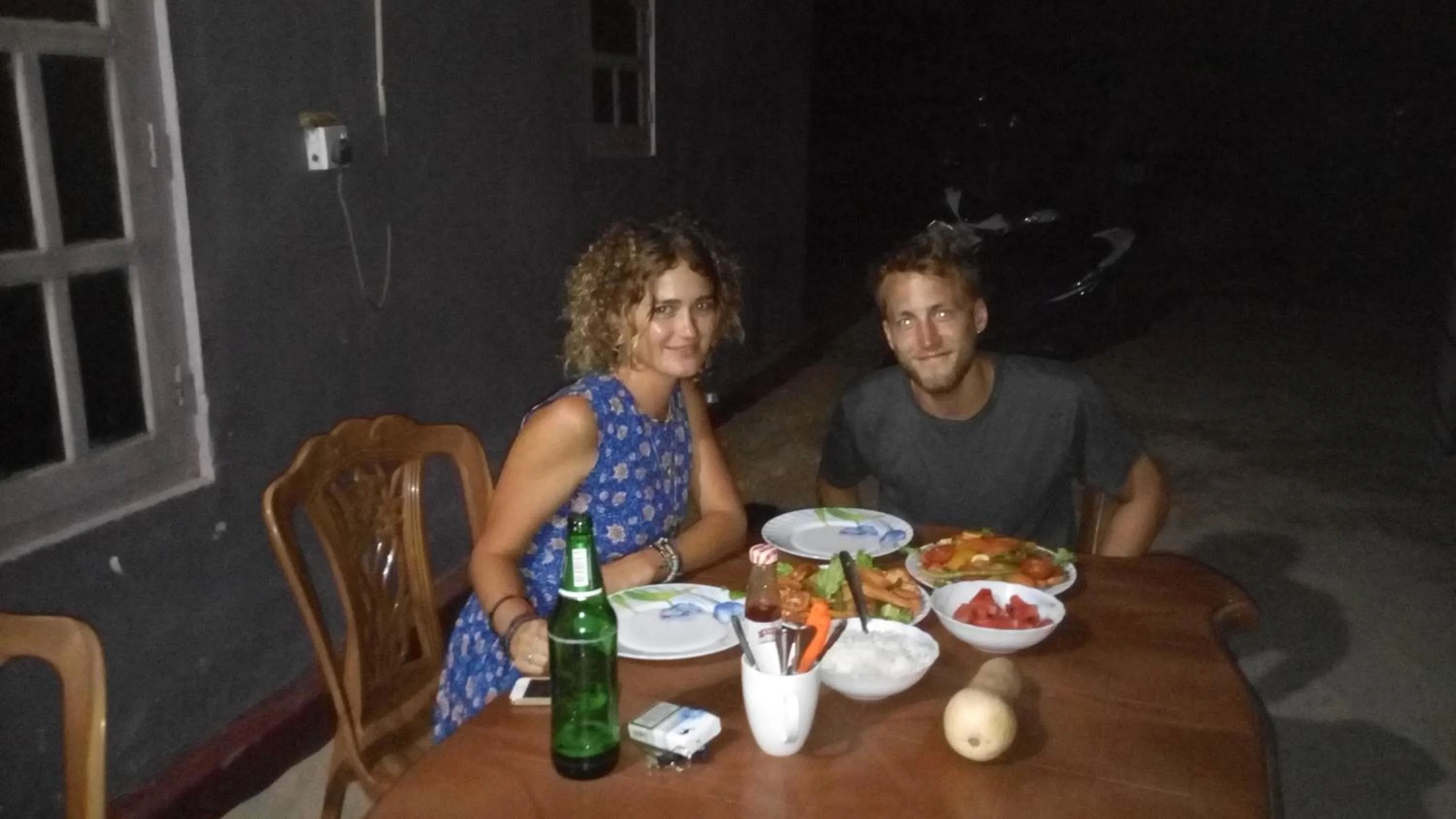 Restaurant/places to eat in Nilaveli Beach Rooms