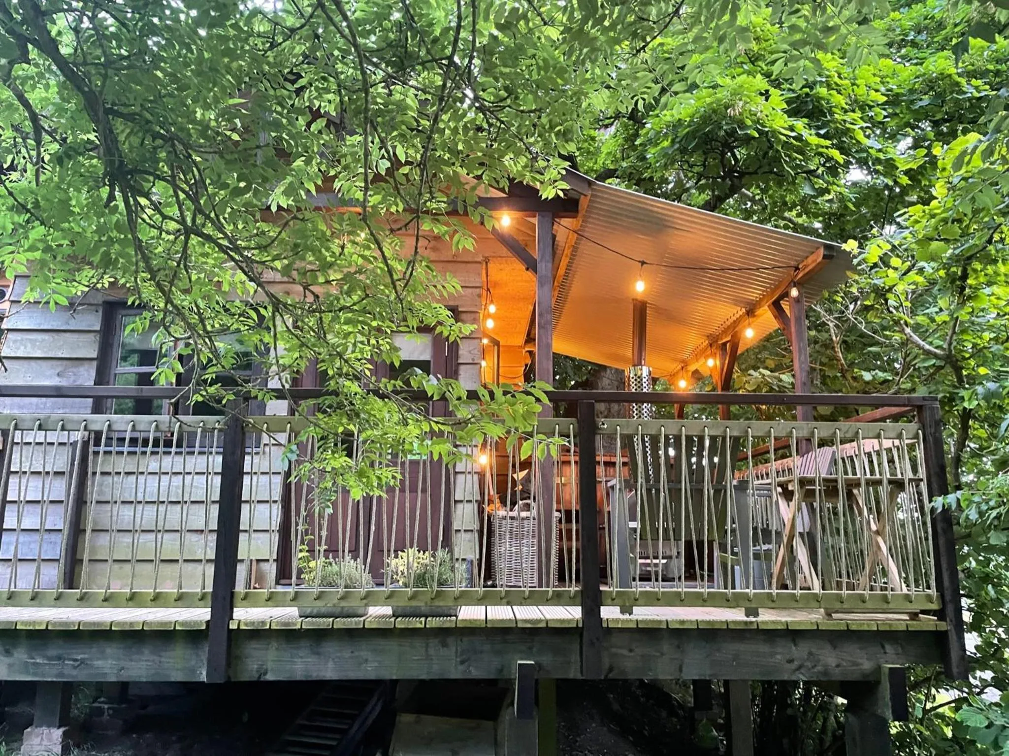 Hot Tub in Faraway Follies