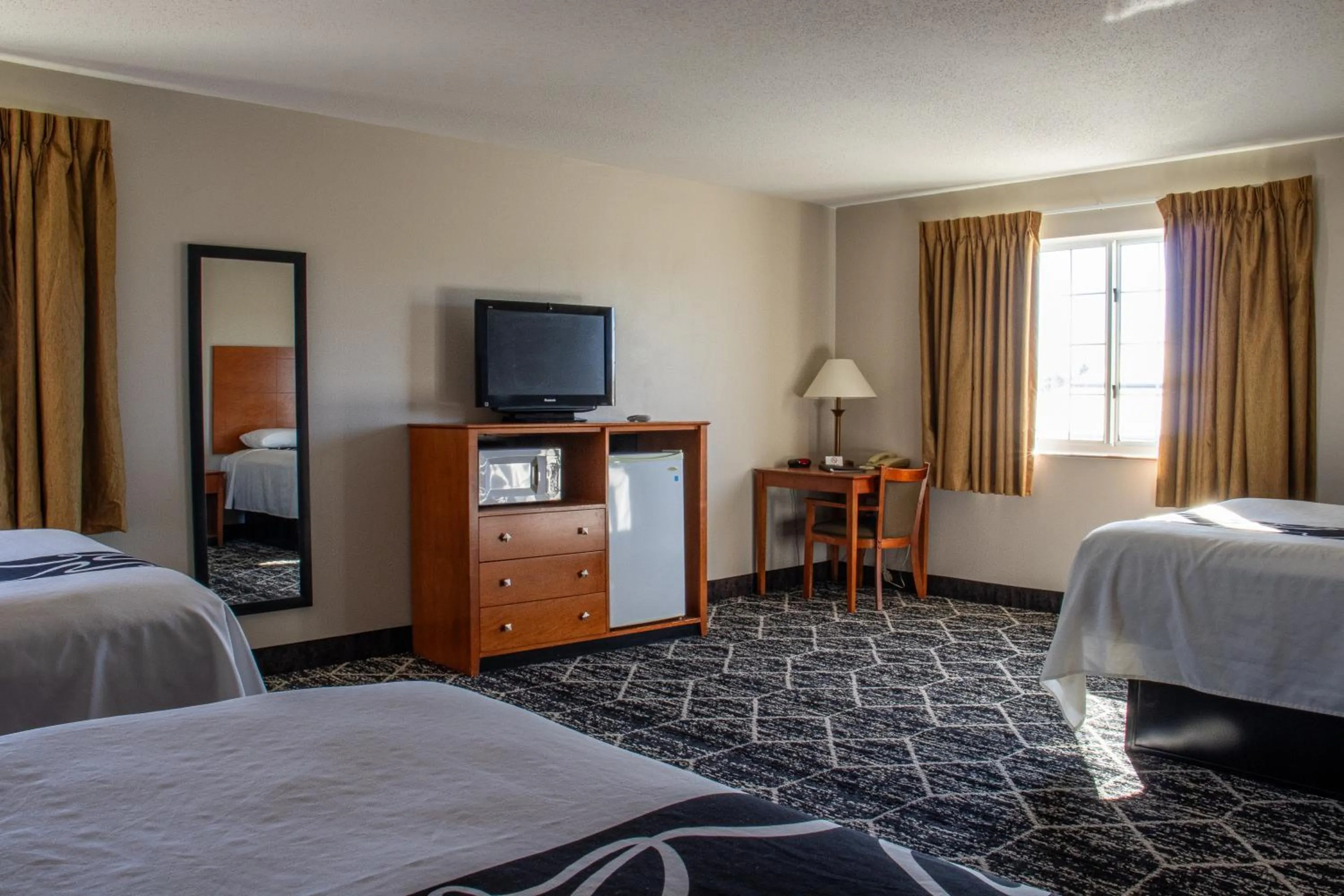 Bedroom, Bed in Belva Deer Inn