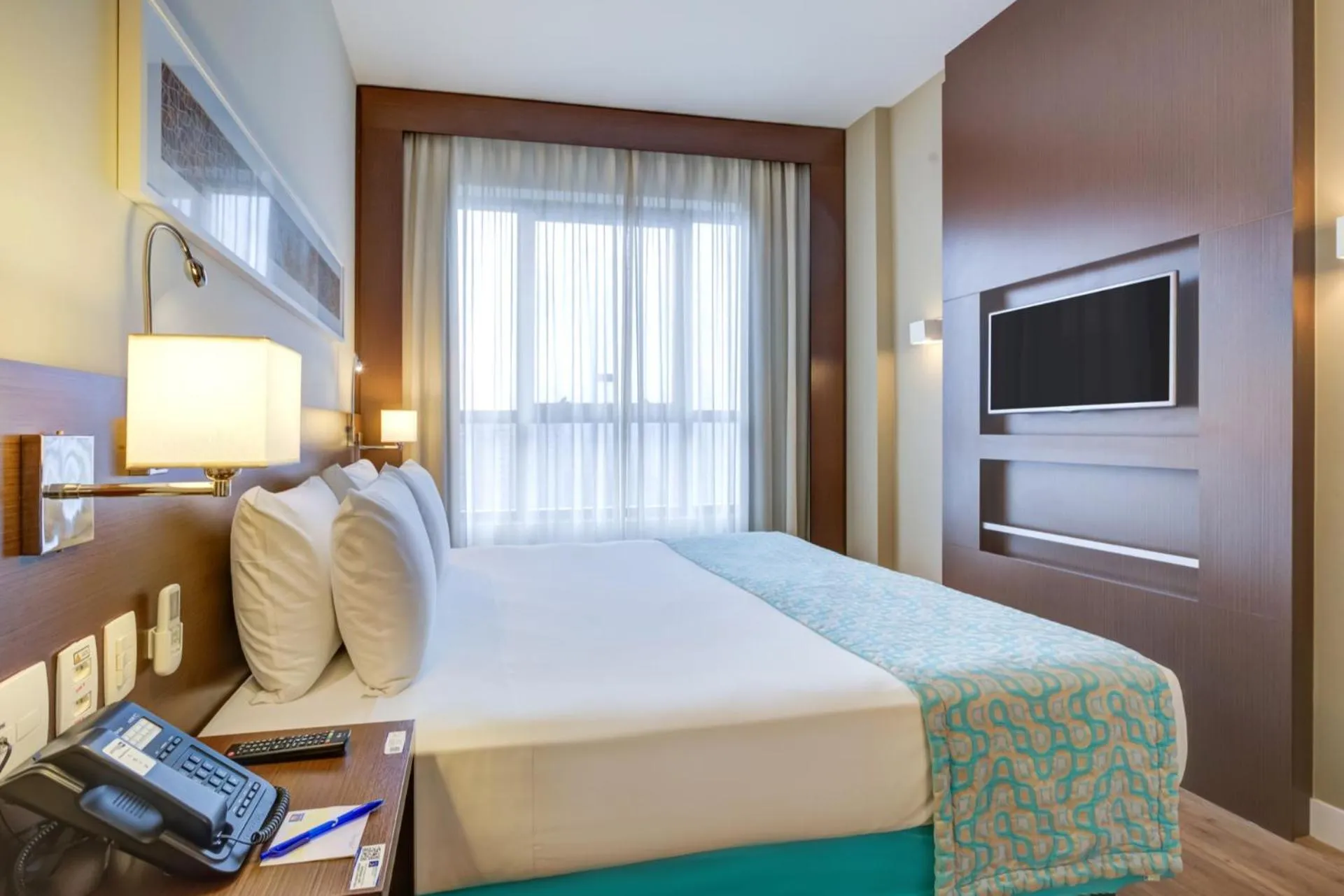 Bedroom, Bed in Comfort Hotel São Caetano