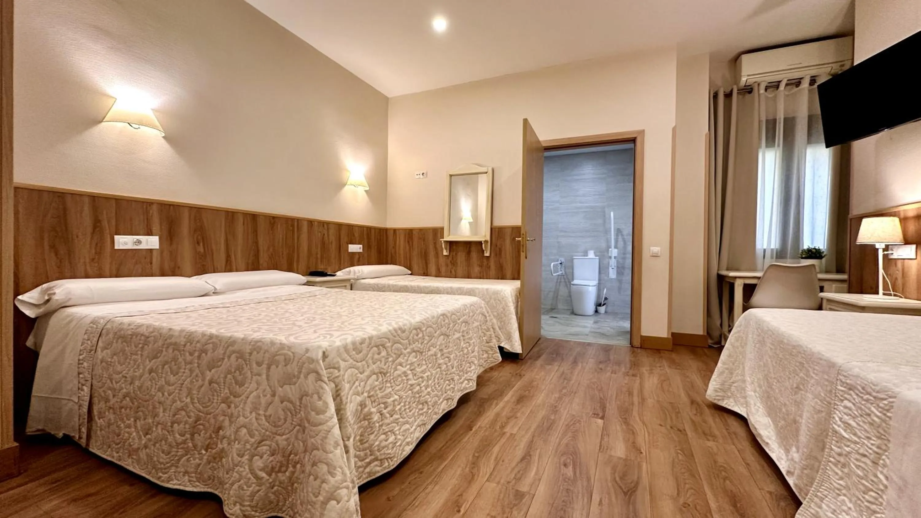 Photo of the whole room, Bed in Hostal Toledo