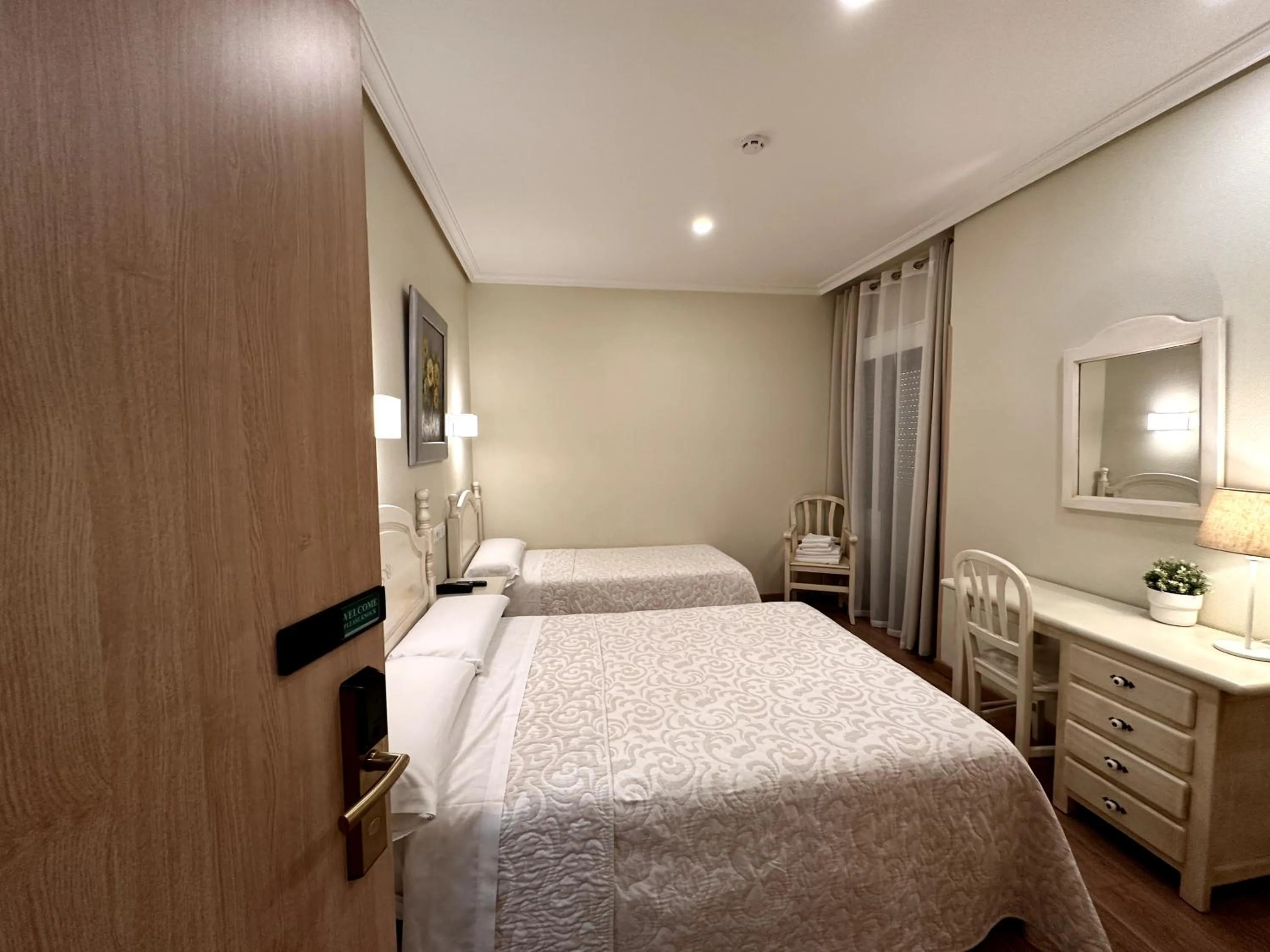 Bed in Hostal Toledo