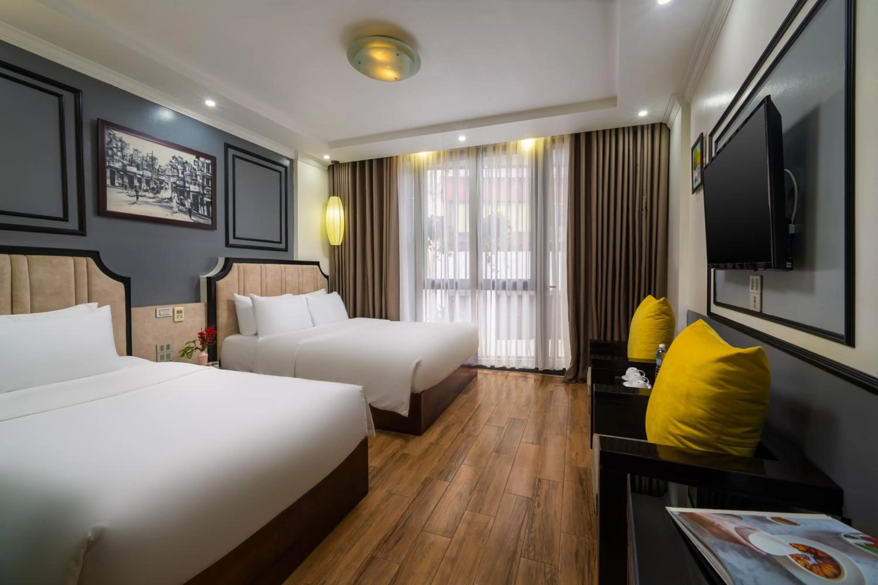 Bed in Bella Rosa Suite Hotel & Spa