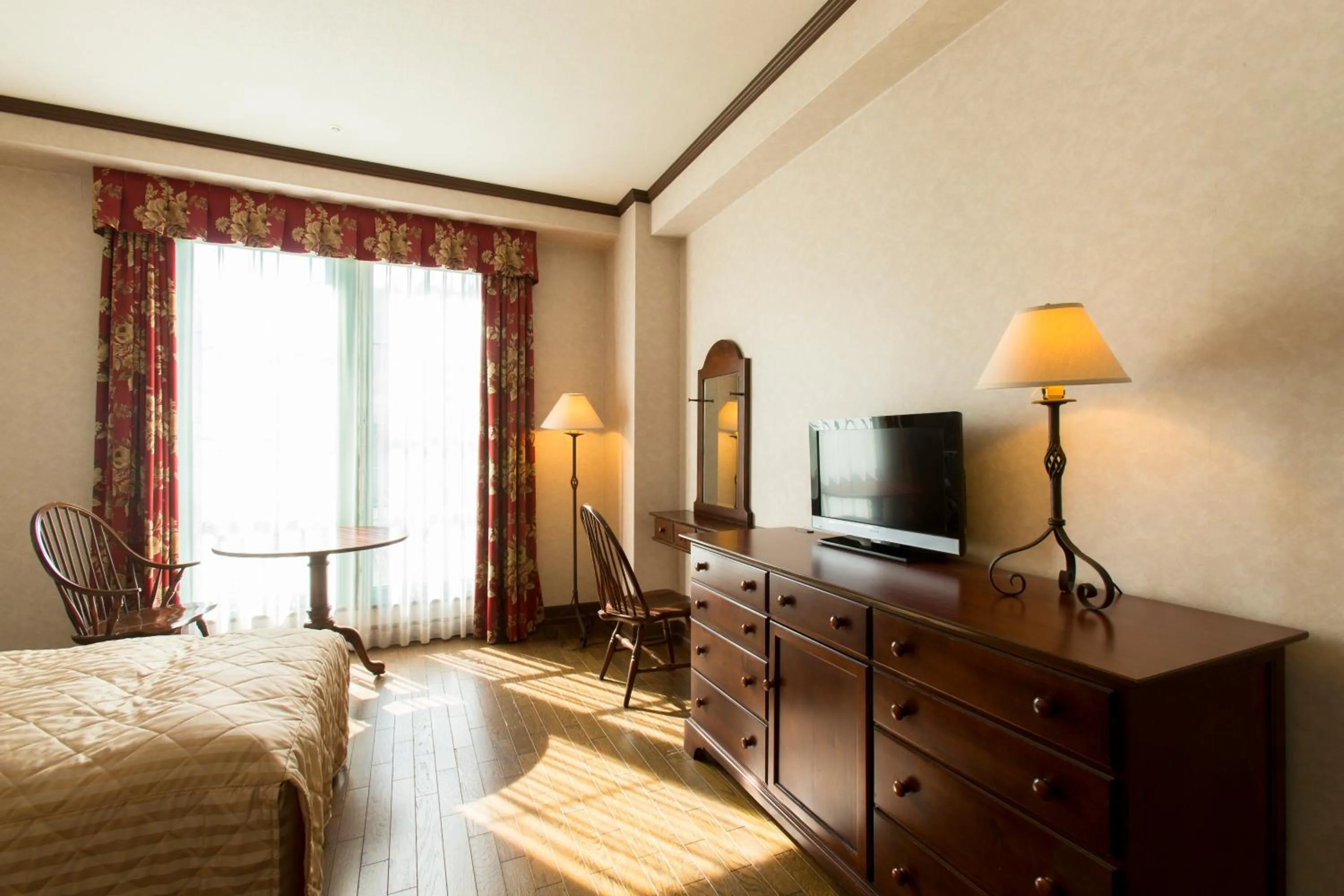 Bed in Blue Ridge Hotel