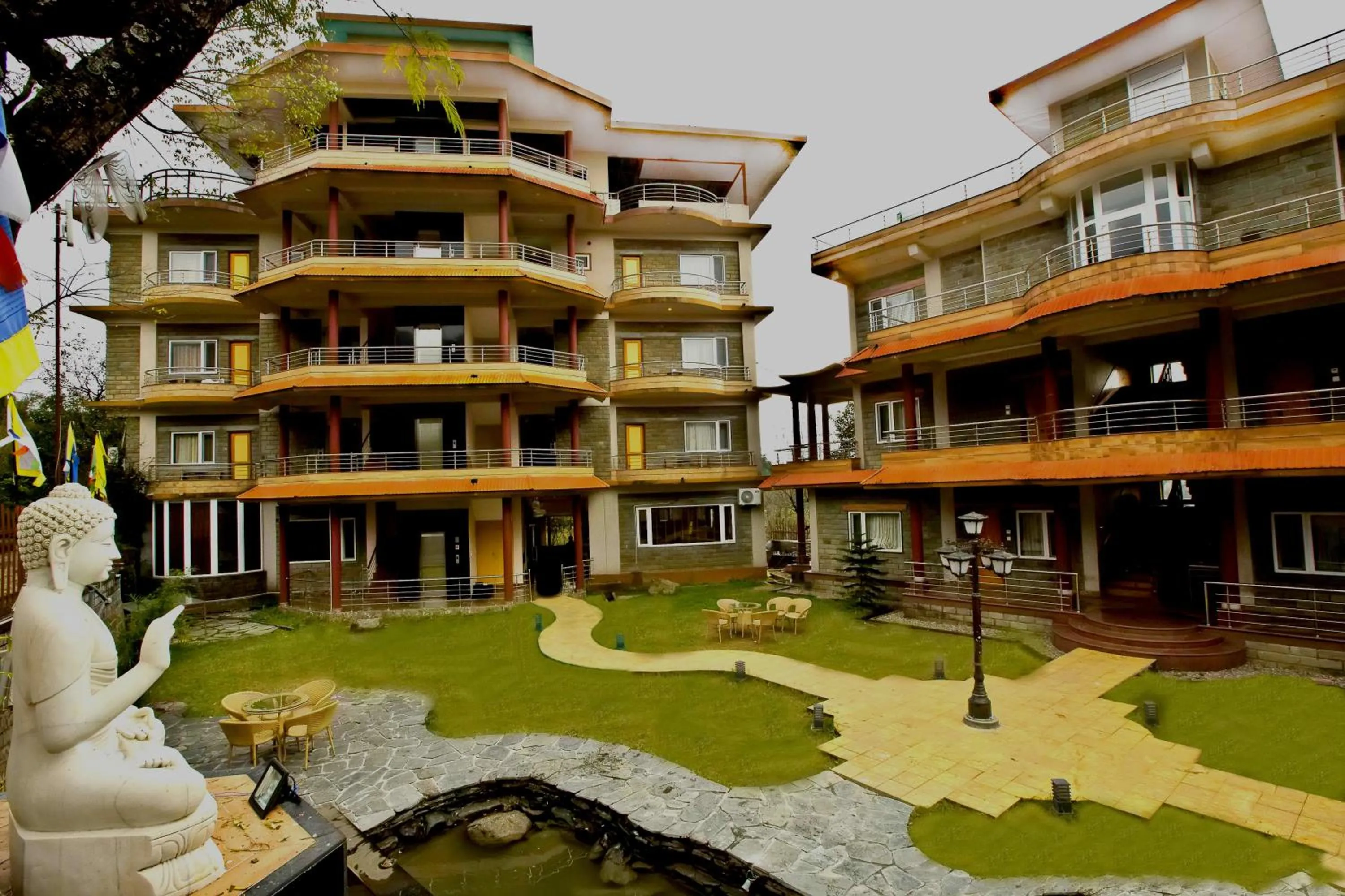 Property building in Quartz Himalayan Brothers