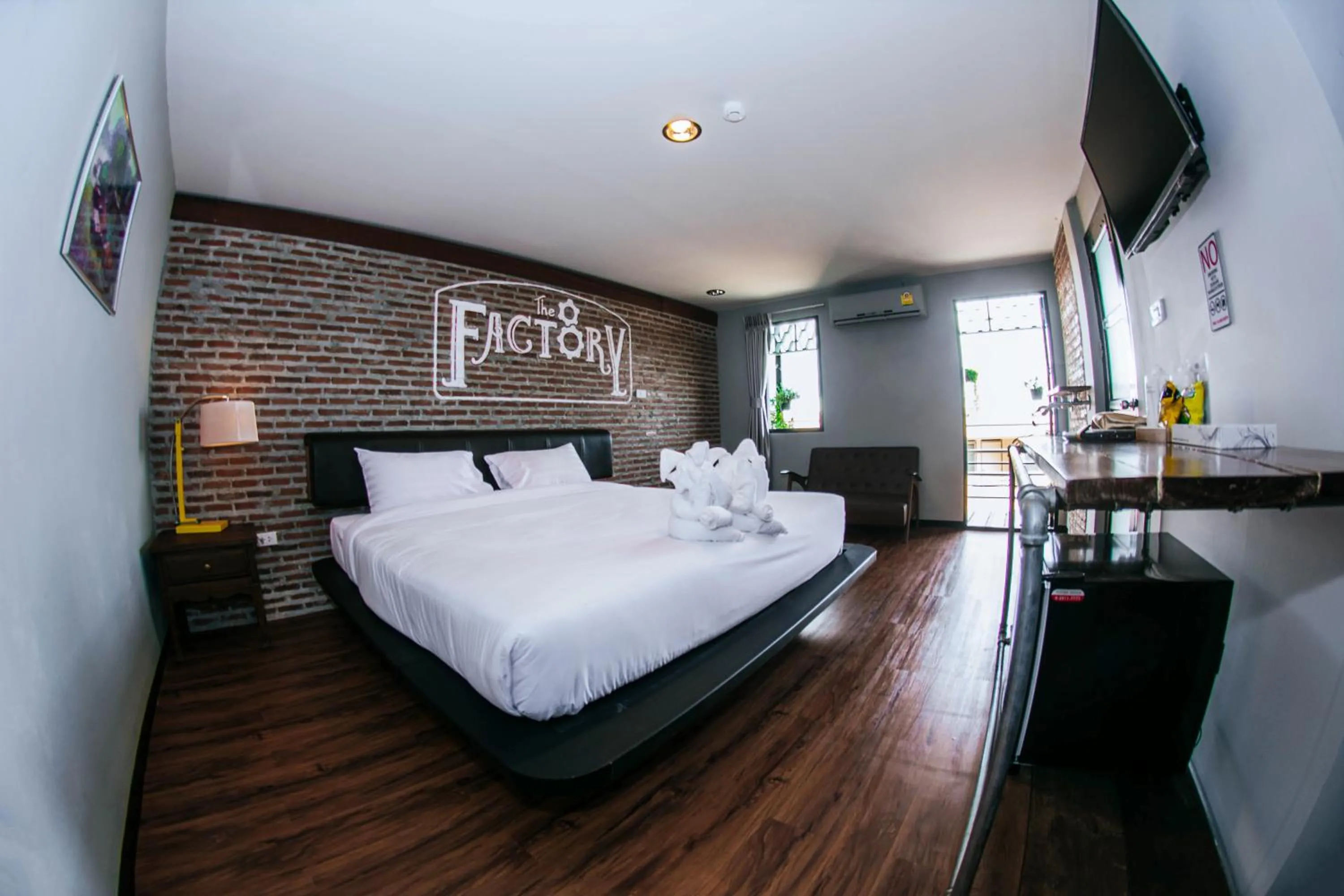 Bedroom, Bed in The 8 Factory Hotel Phitsanulok