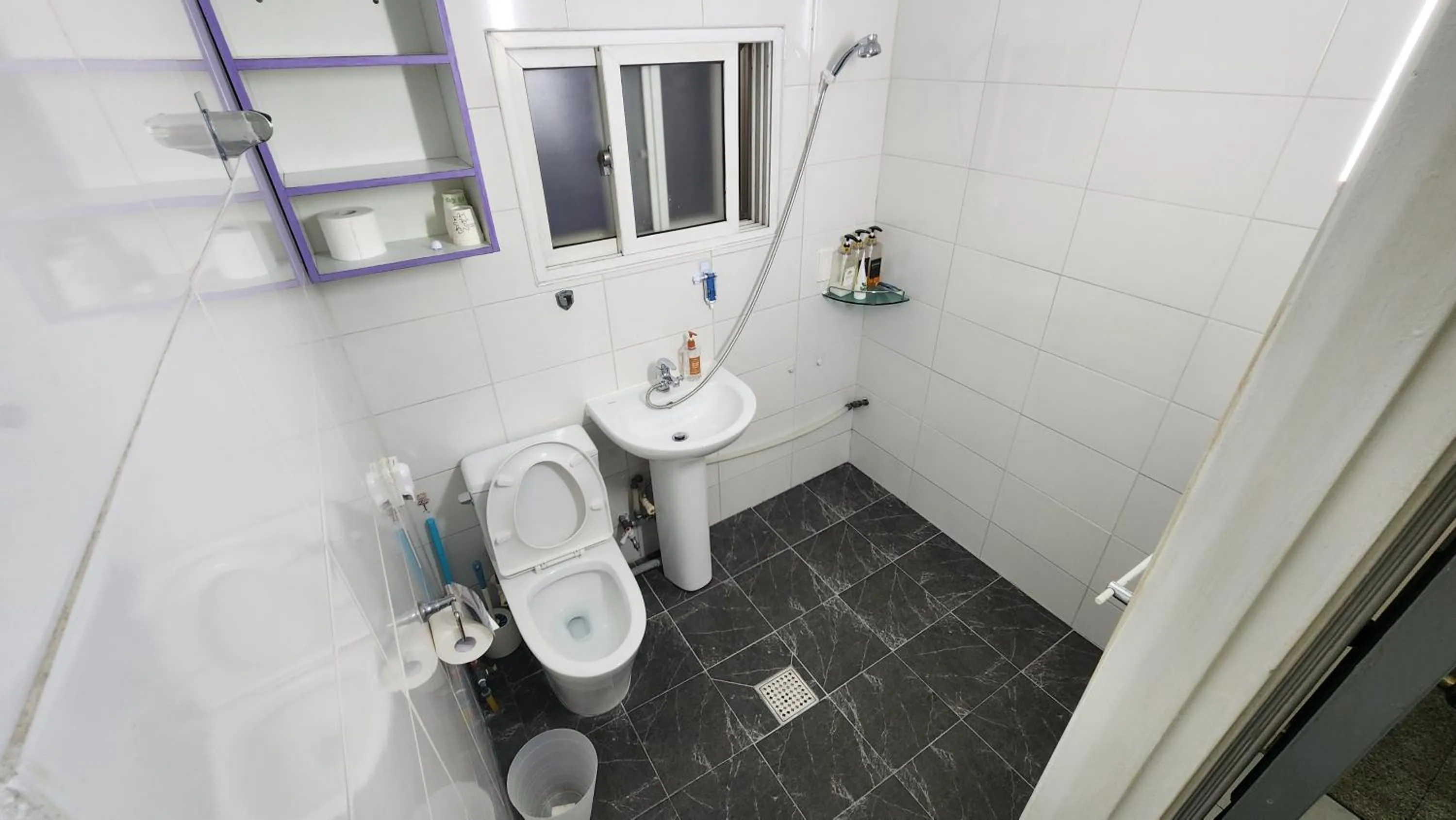 Shower in Daejeon Guesthouse Sky Garden