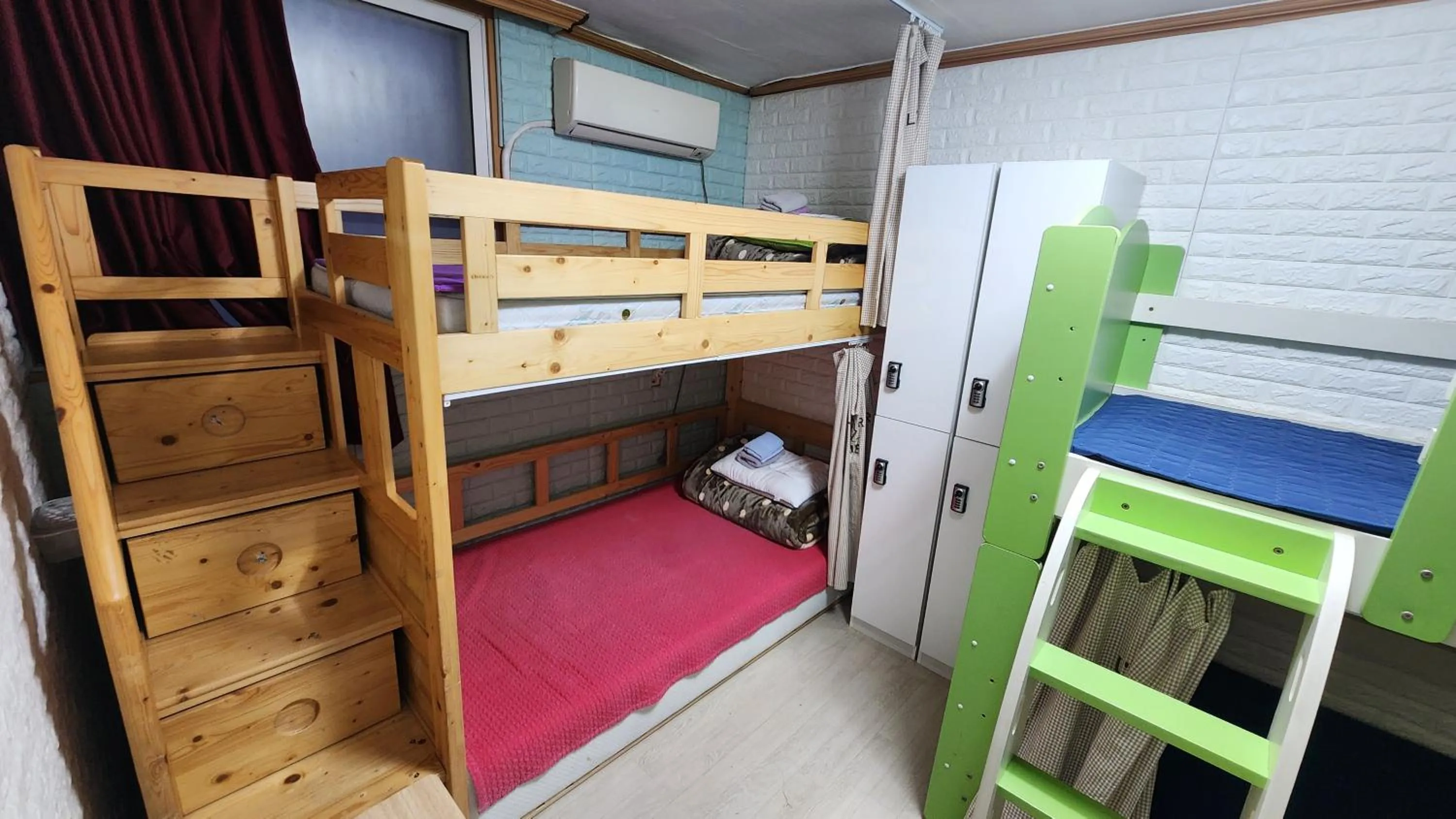 Bed in Daejeon Guesthouse Sky Garden