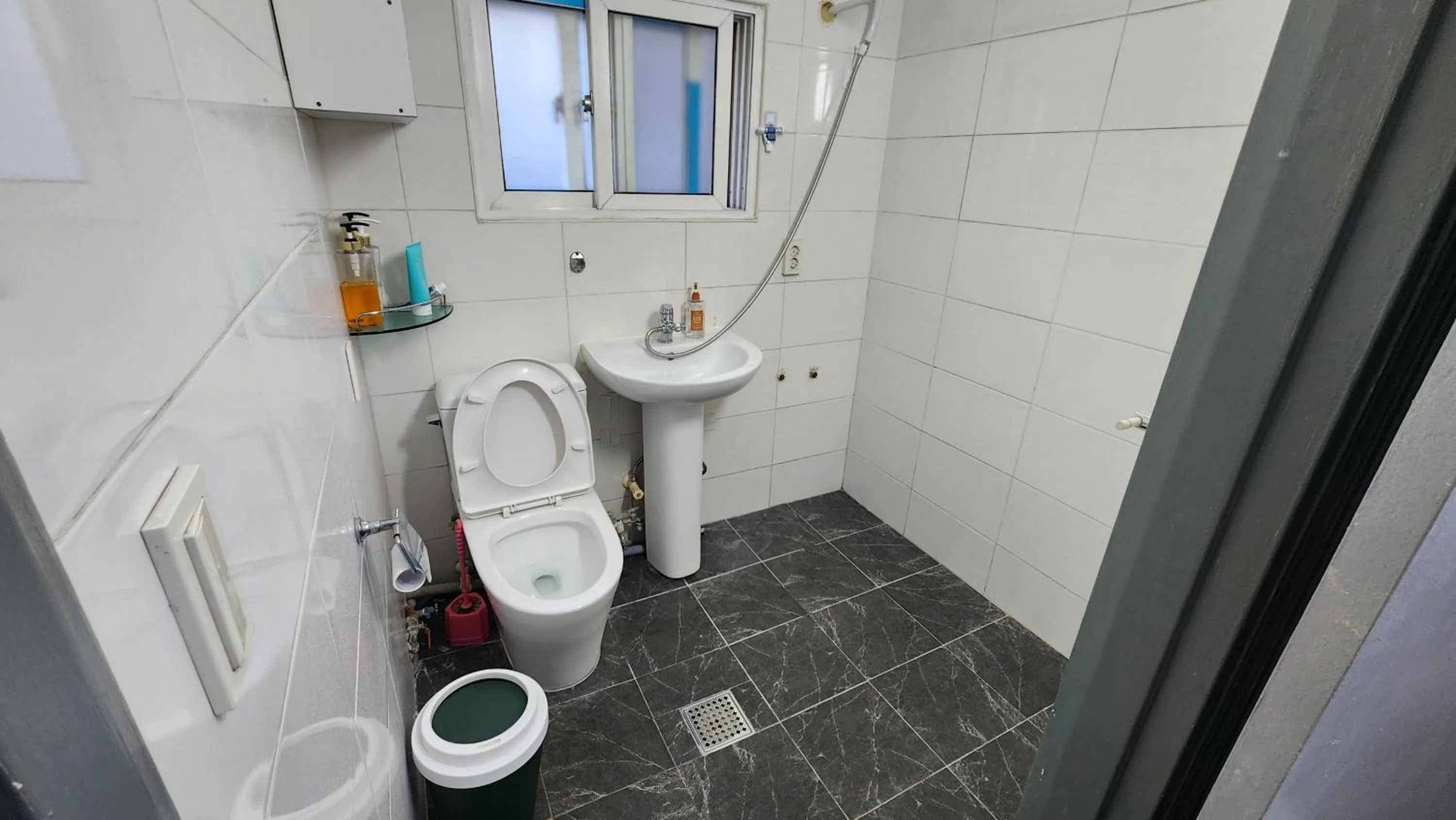 Shower in Daejeon Guesthouse Sky Garden