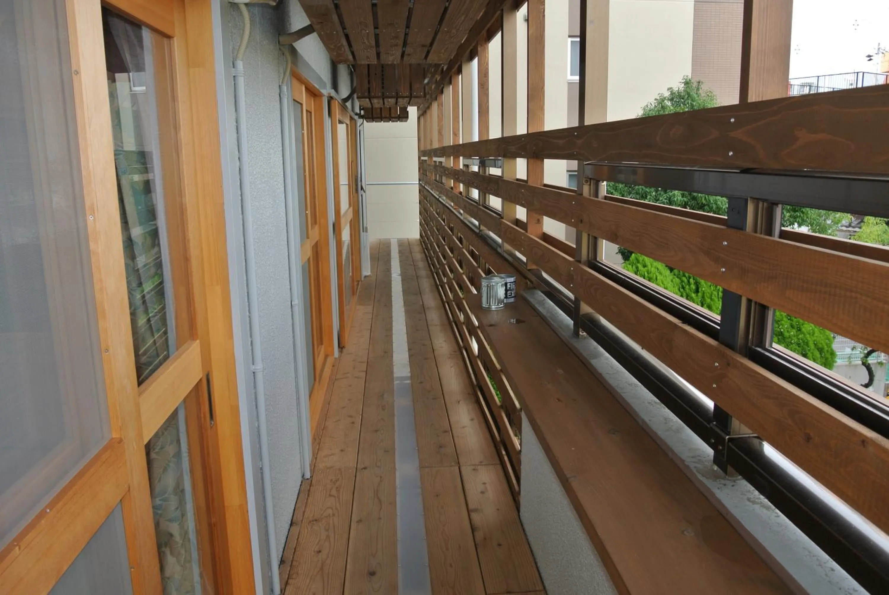 Balcony/Terrace in Backpackers Hotel NOOSA JAPAN in Takatsuki Tonda