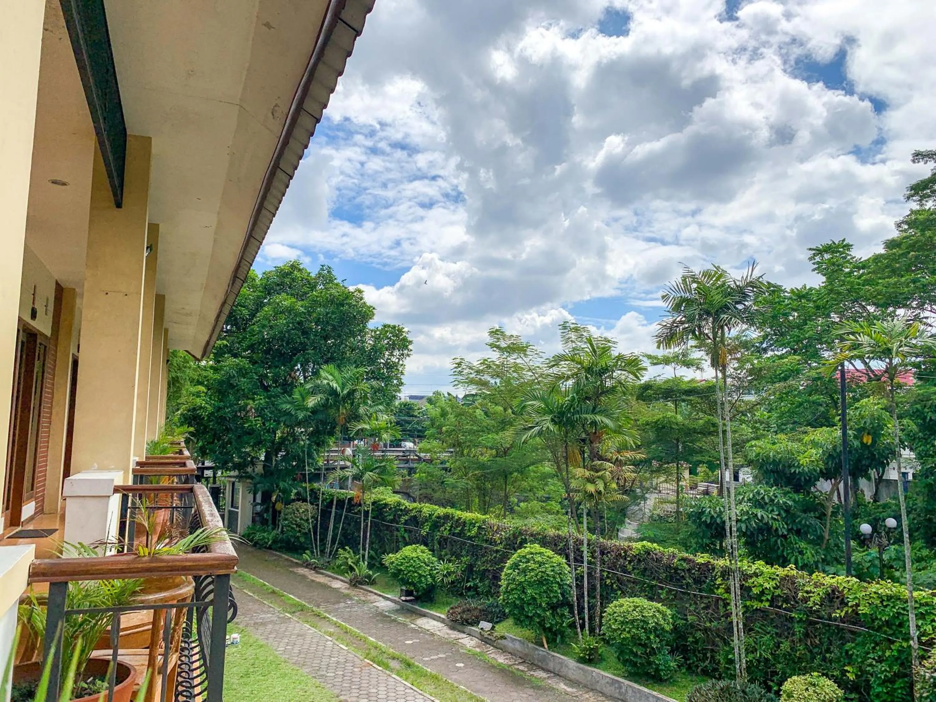 Property building in Urbanview Sasono Putro Condoongcatur by RedDoorz