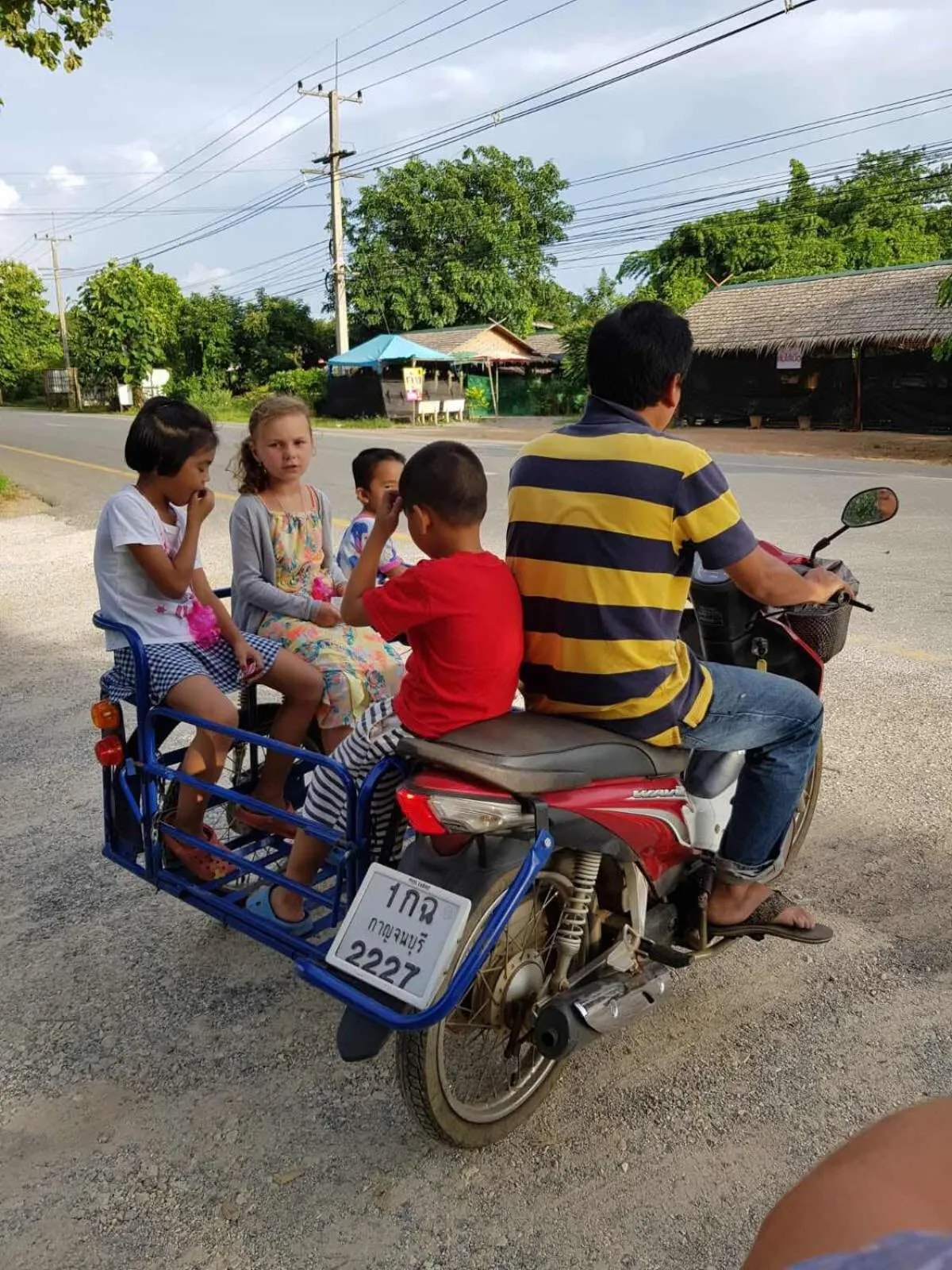 Entertainment in Yayee Homestay