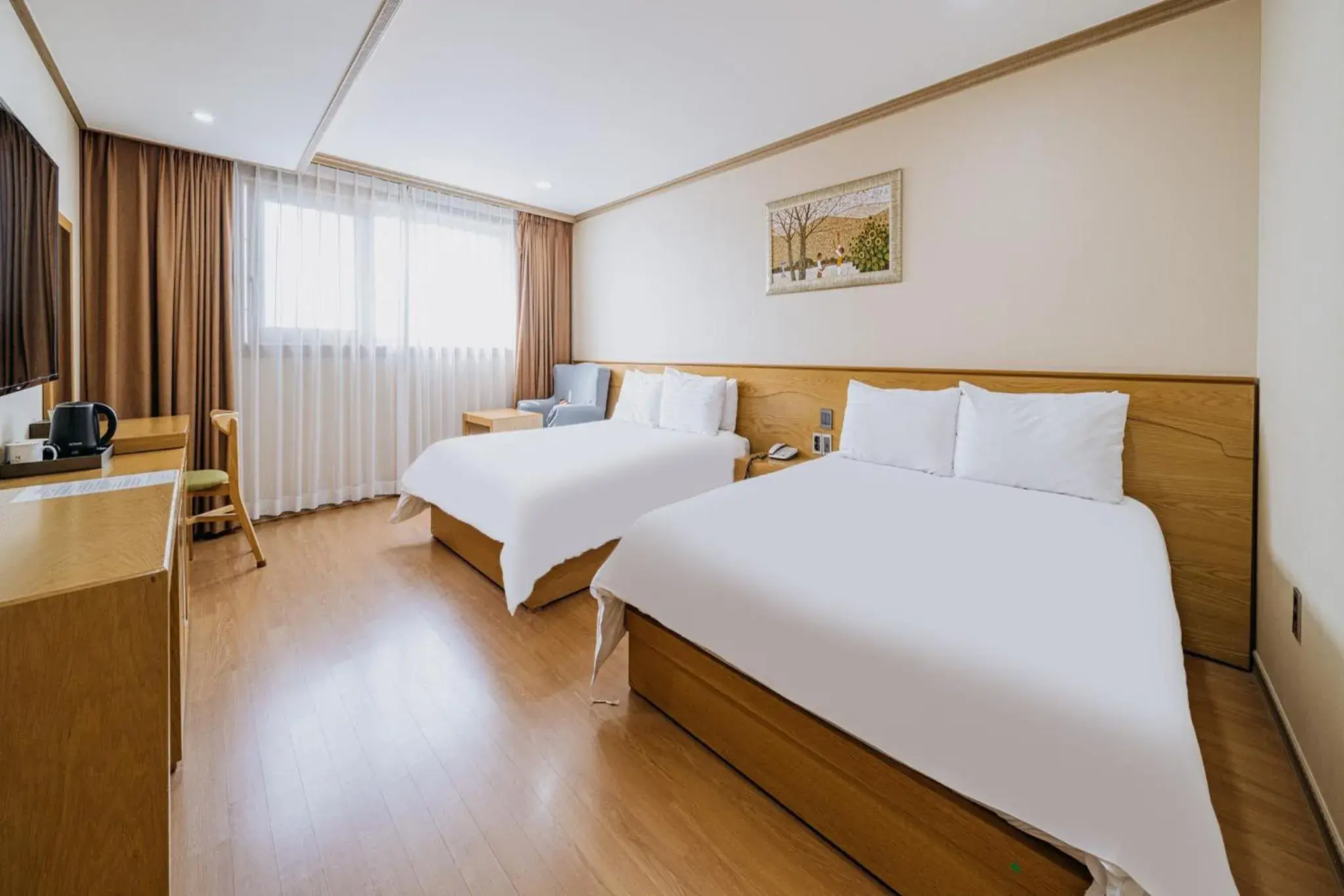 Deluxe Twin Room in Nohyung Hotel Deluxe Twin Room in Nohyung Hotel