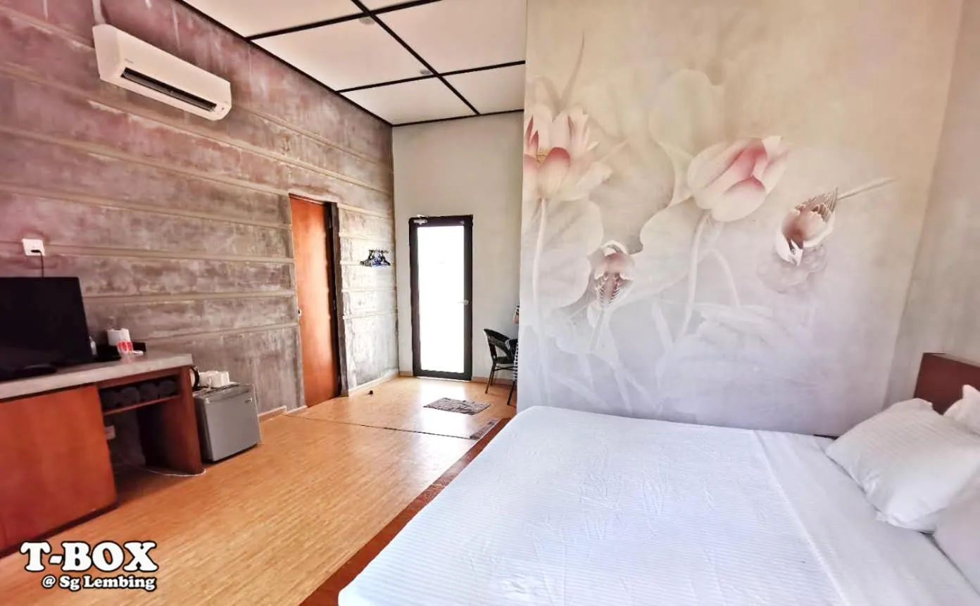 Bedroom in T-Box Sungai Lembing