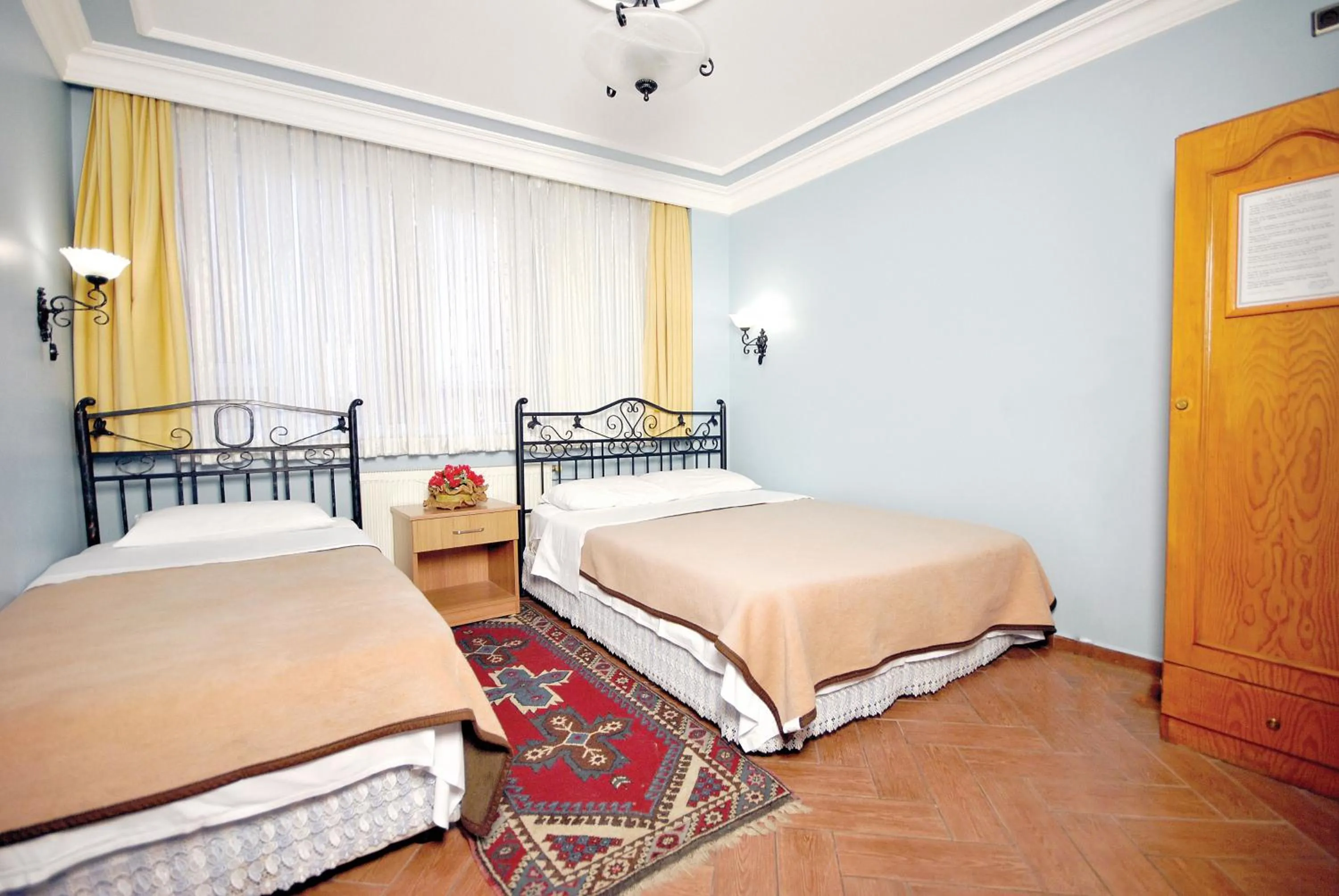 Photo of the whole room, Bed in Side Hotel