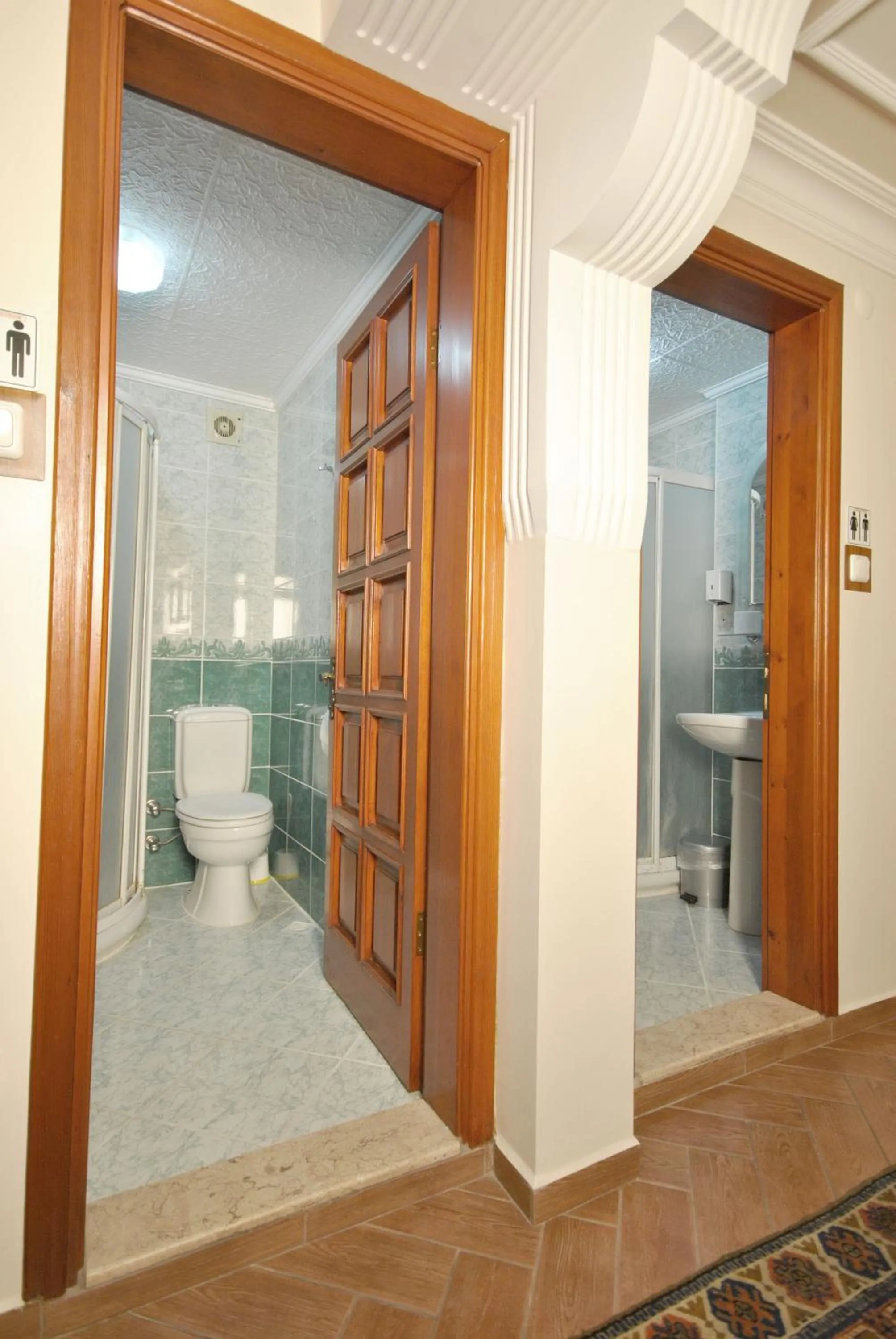 Bathroom in Side Hotel