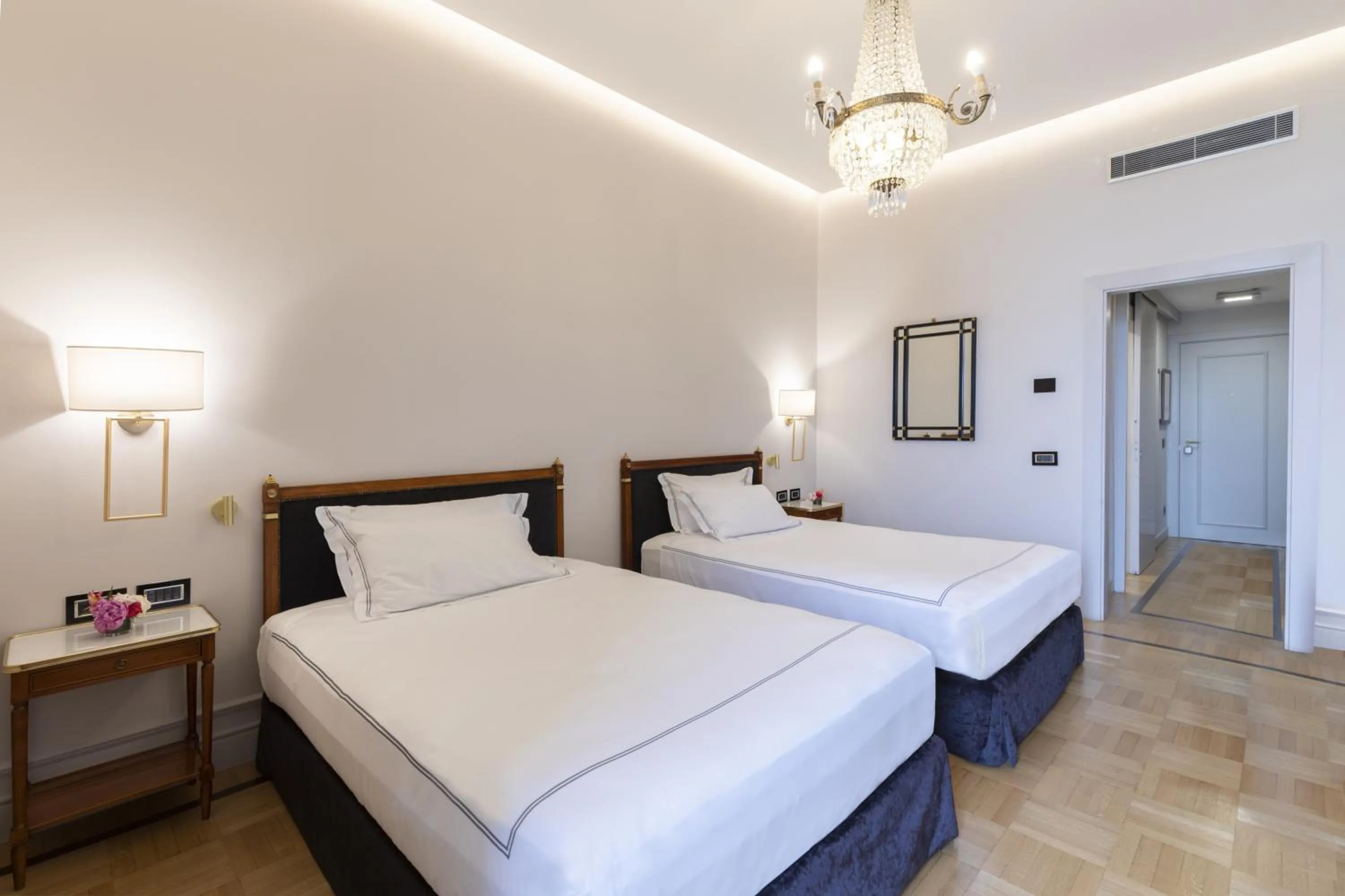 Bed in Grand Hotel Parker's