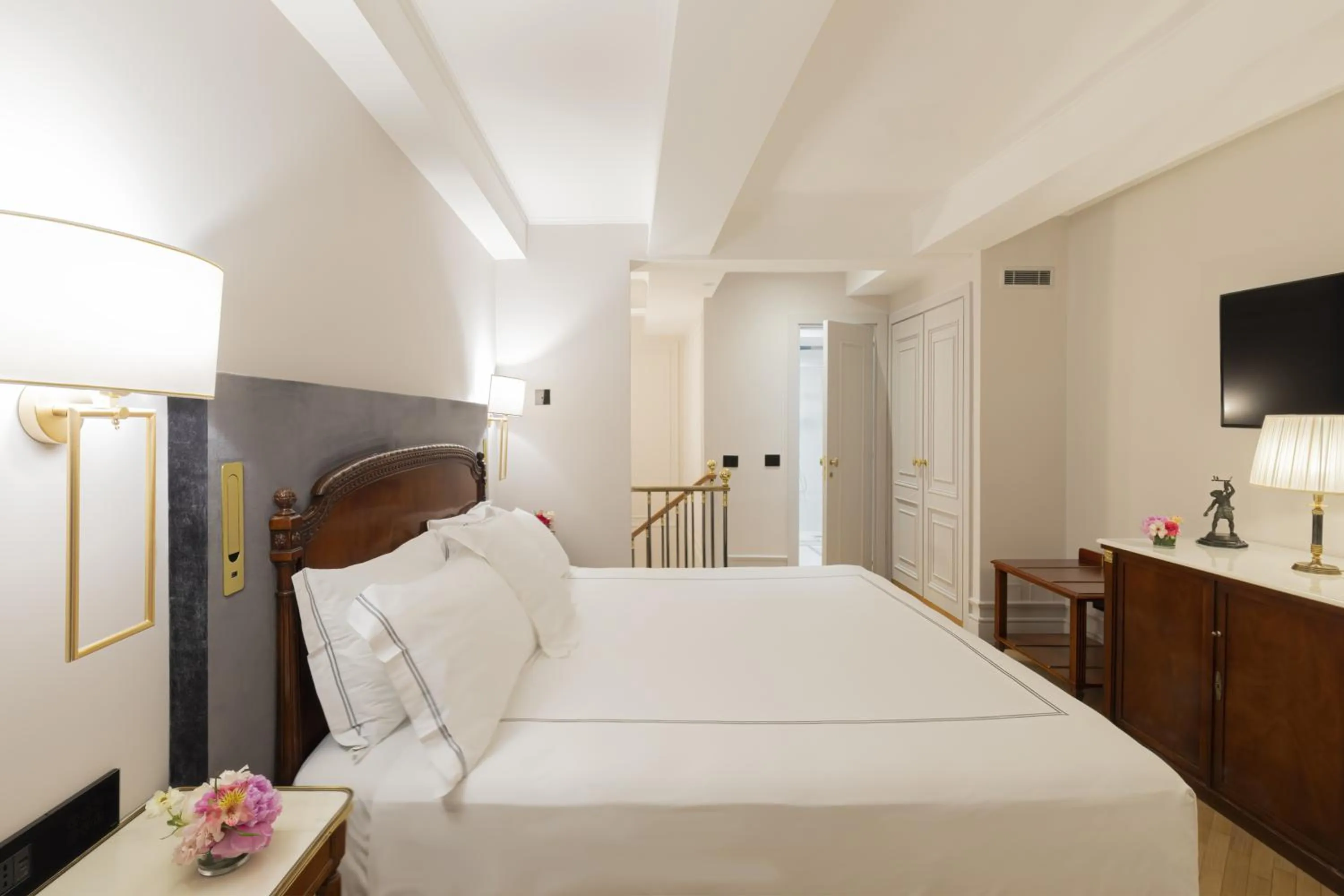 Bed in Grand Hotel Parker's