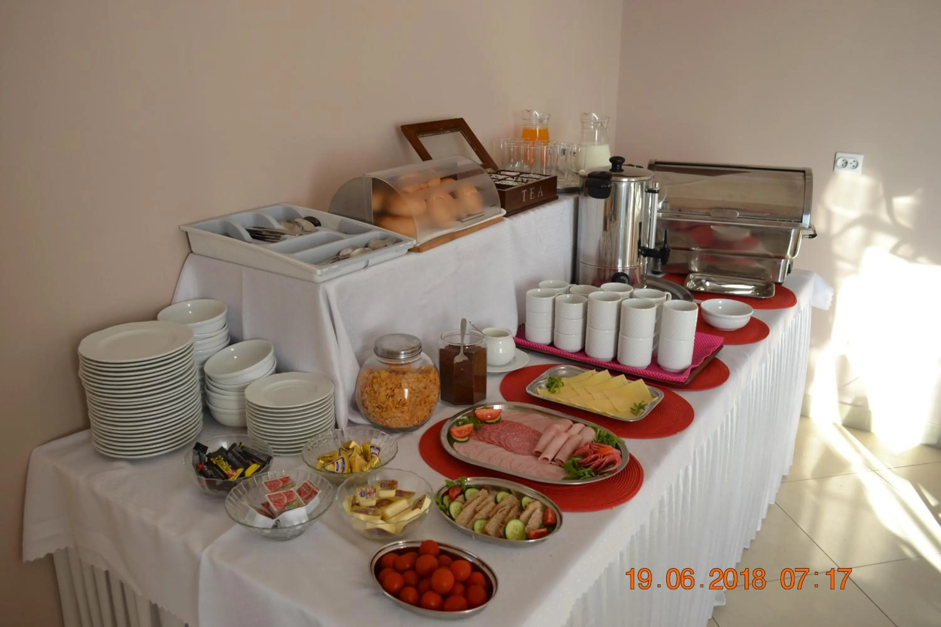 Breakfast in Hotelik Karter