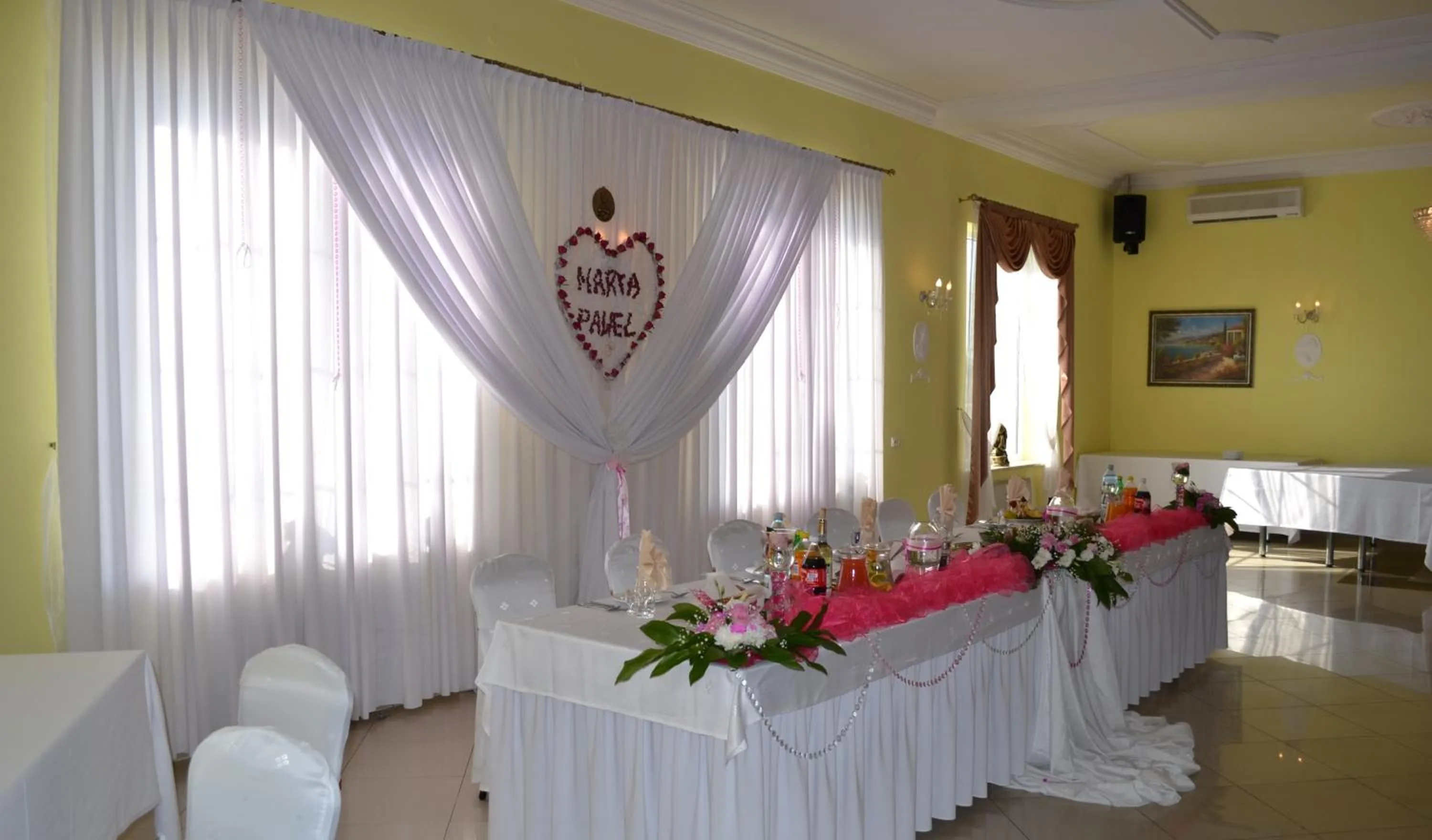 Decorative detail in Hotelik Karter