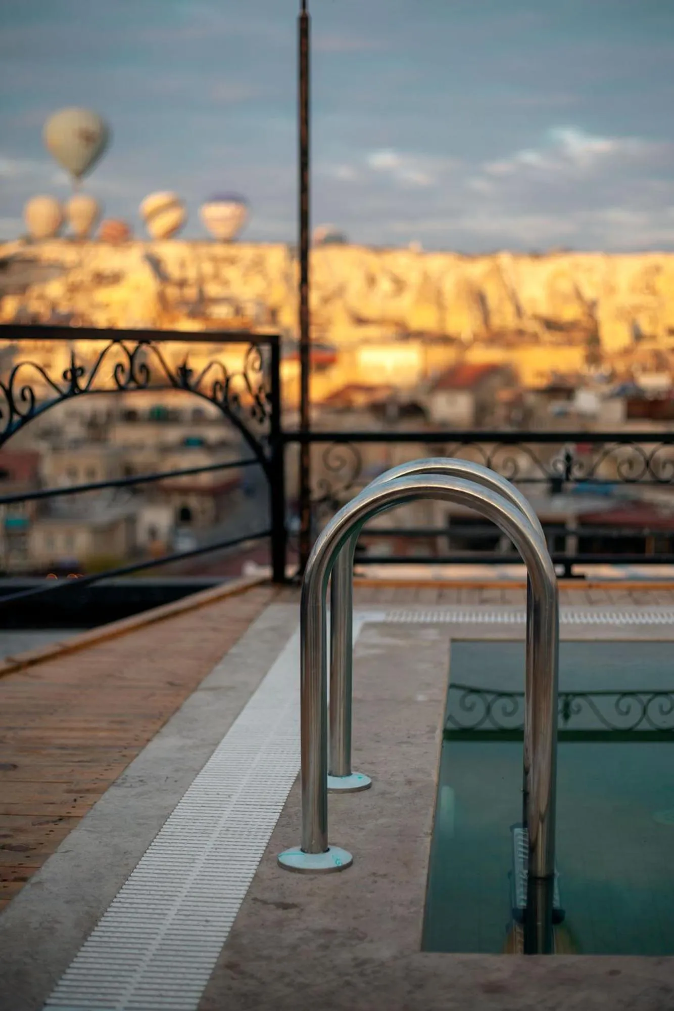 Landmark view in Center Cave House