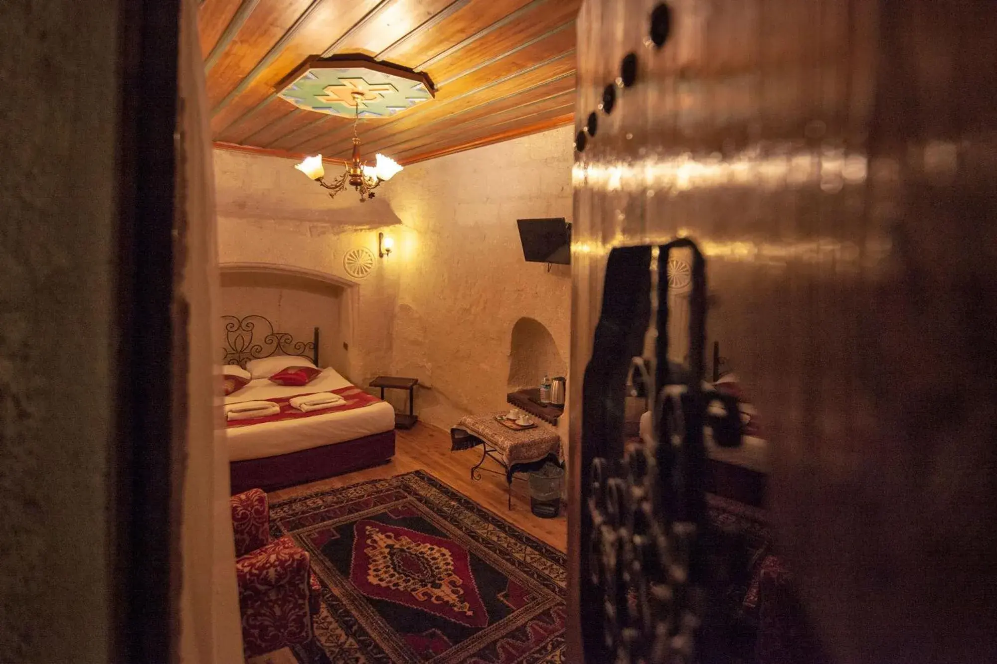 Standard Double Room in Center Cave House Standard Double Room in Center Cave House