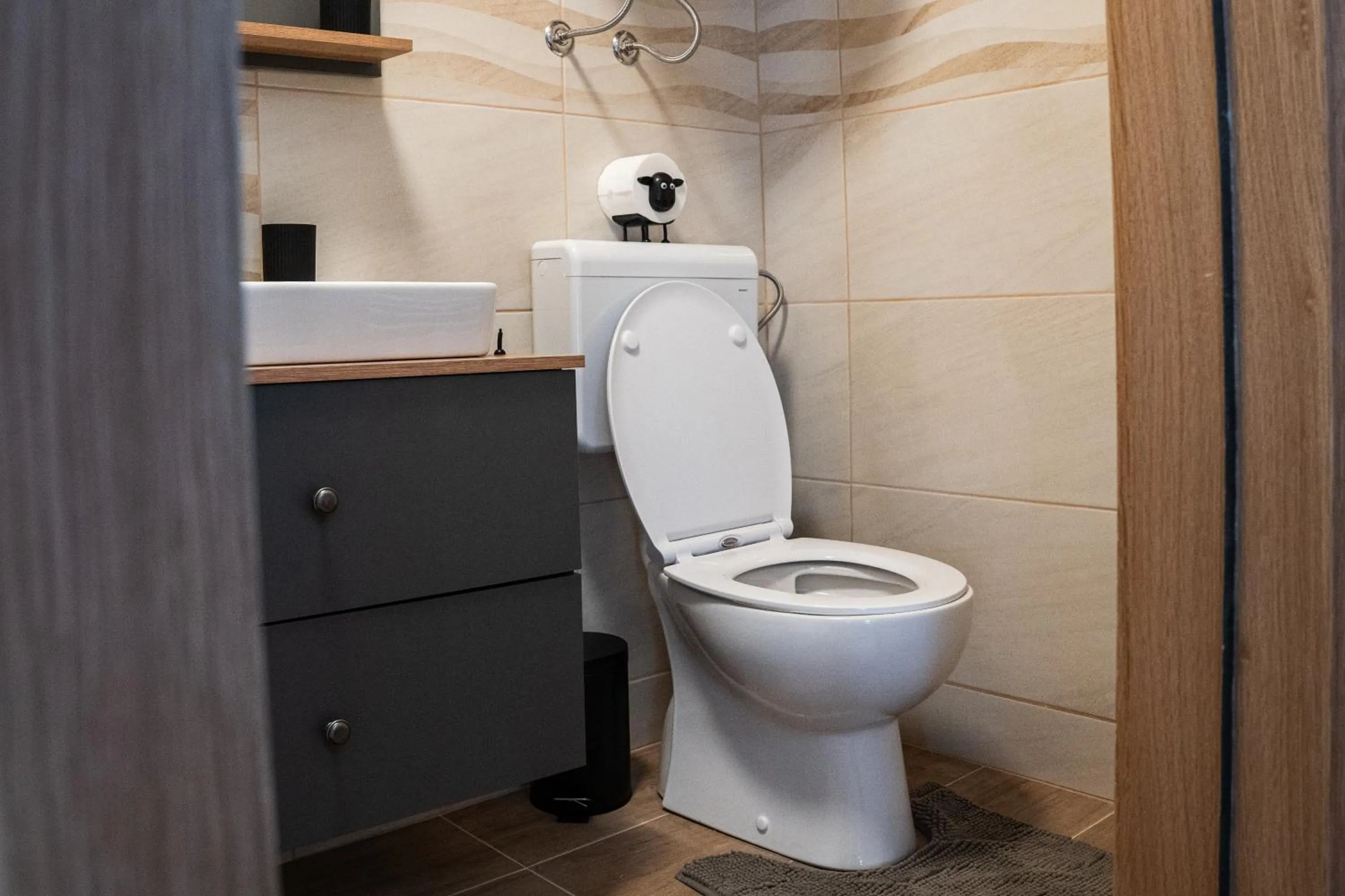 Bathroom in Adventure Farm