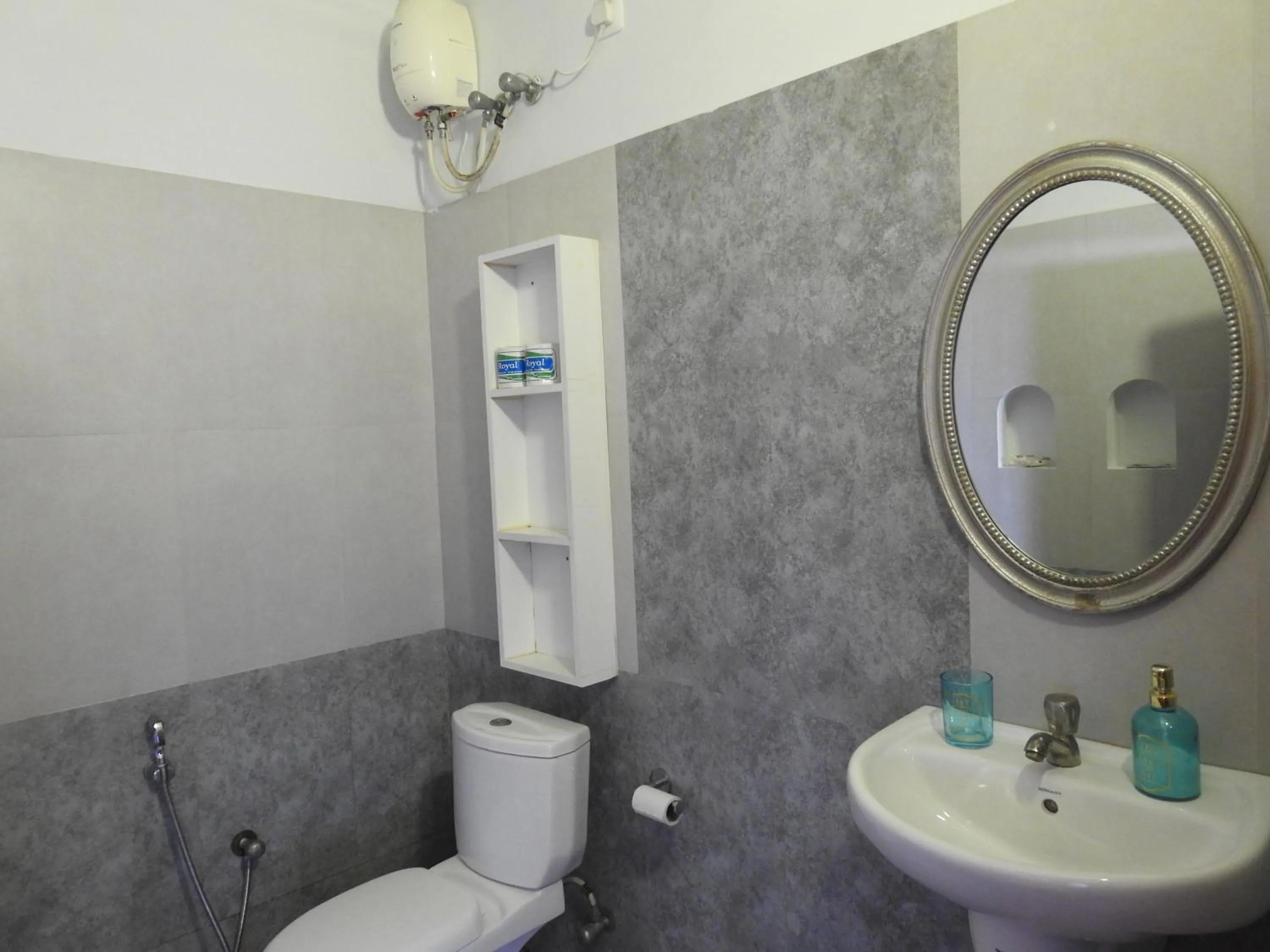 Alleppey Beach Garden