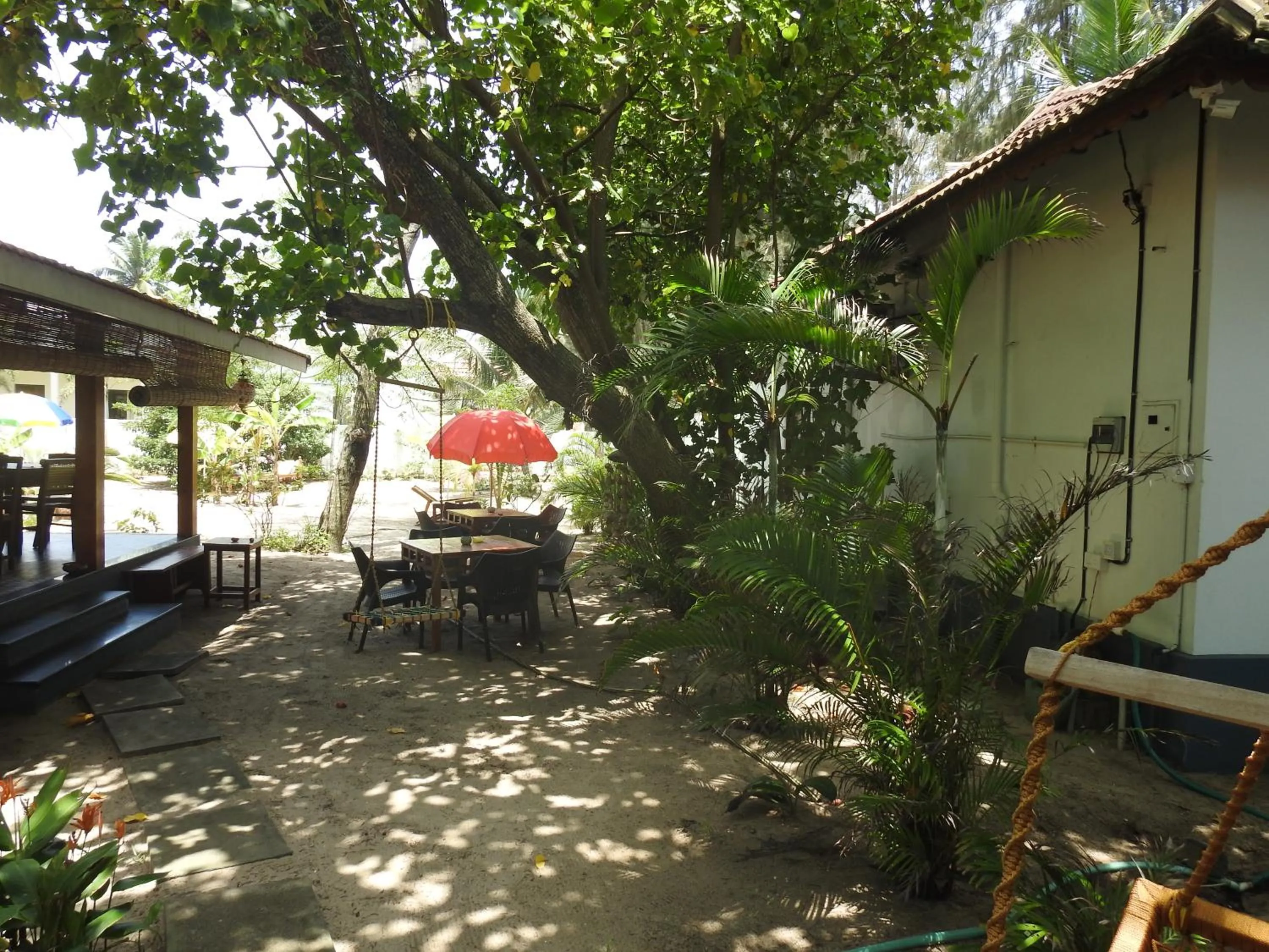 Alleppey Beach Garden