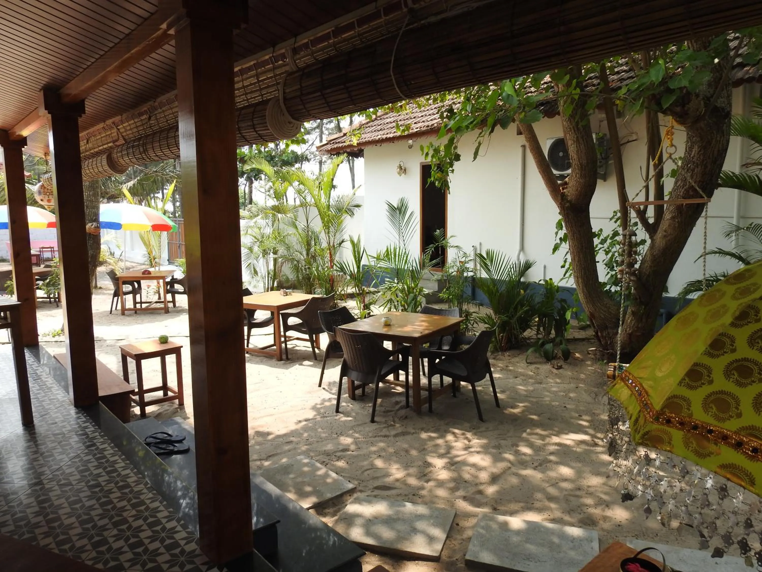 Alleppey Beach Garden