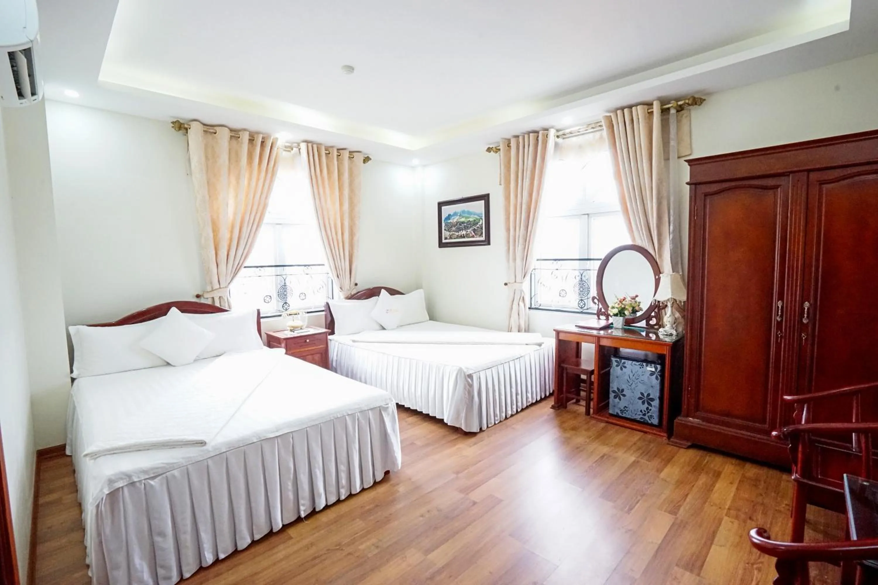 Bedroom, Bed in Thuan Thanh Hotel
