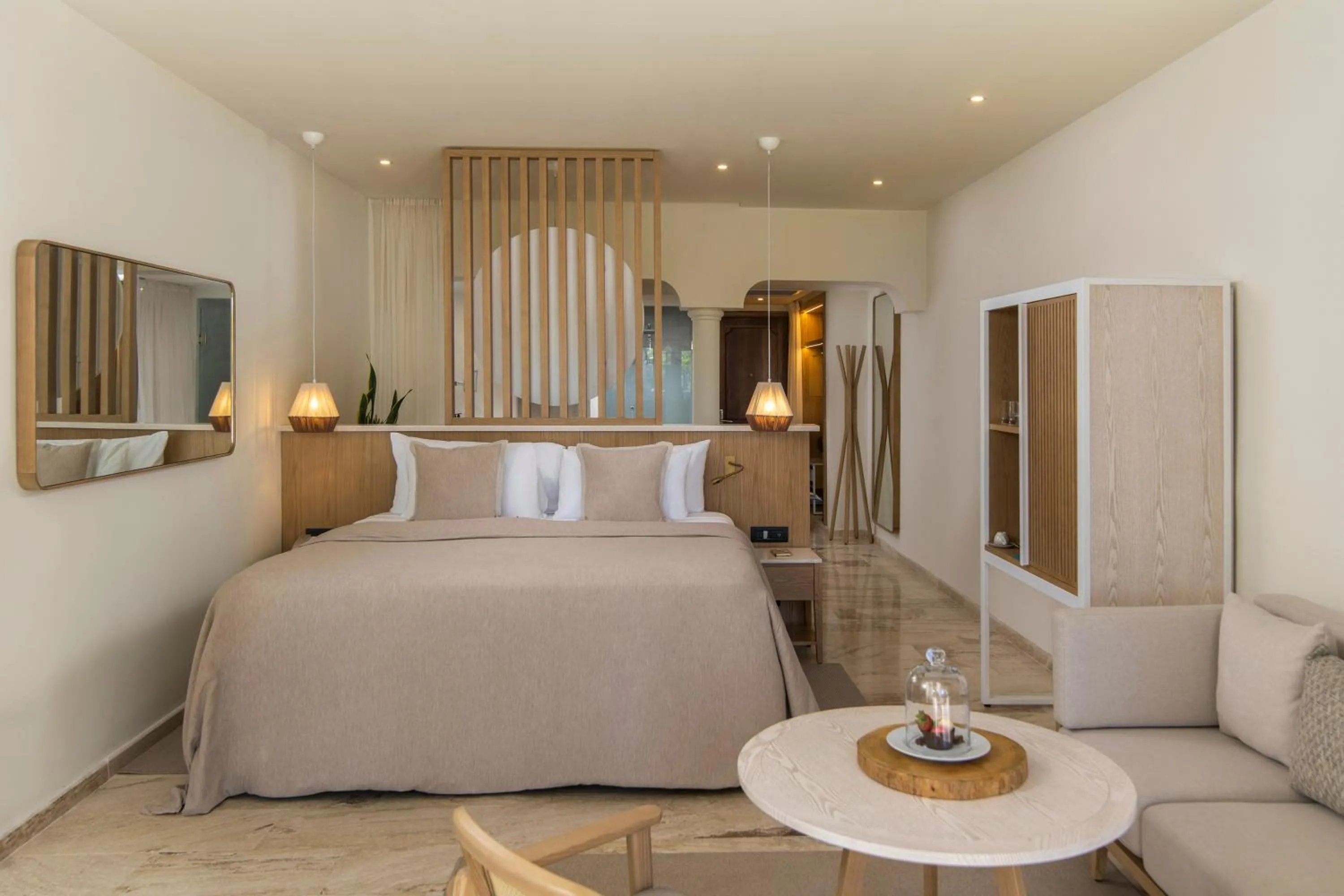 Bed in Paradisus Palma Real Golf & Spa Resort All Inclusive