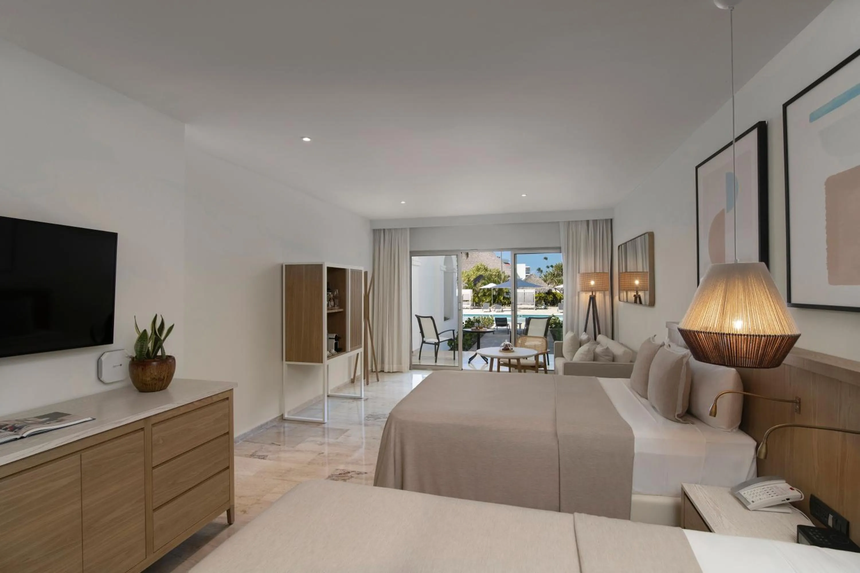 Bed in Paradisus Palma Real Golf & Spa Resort All Inclusive