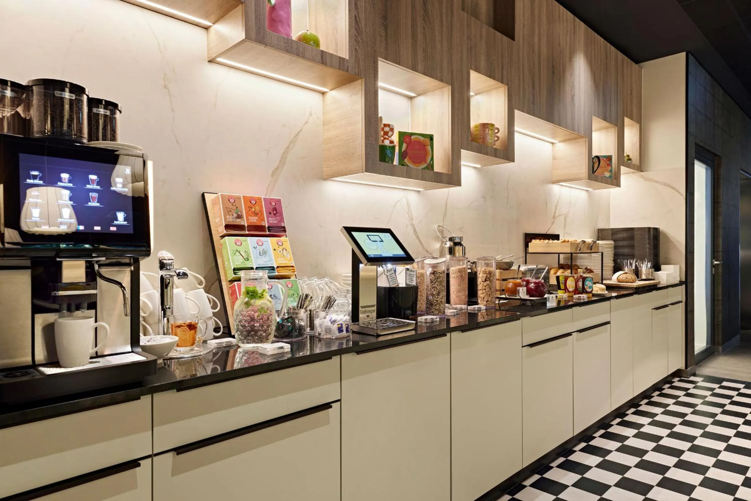 Breakfast in LEGERE EXPRESS Tuttlingen