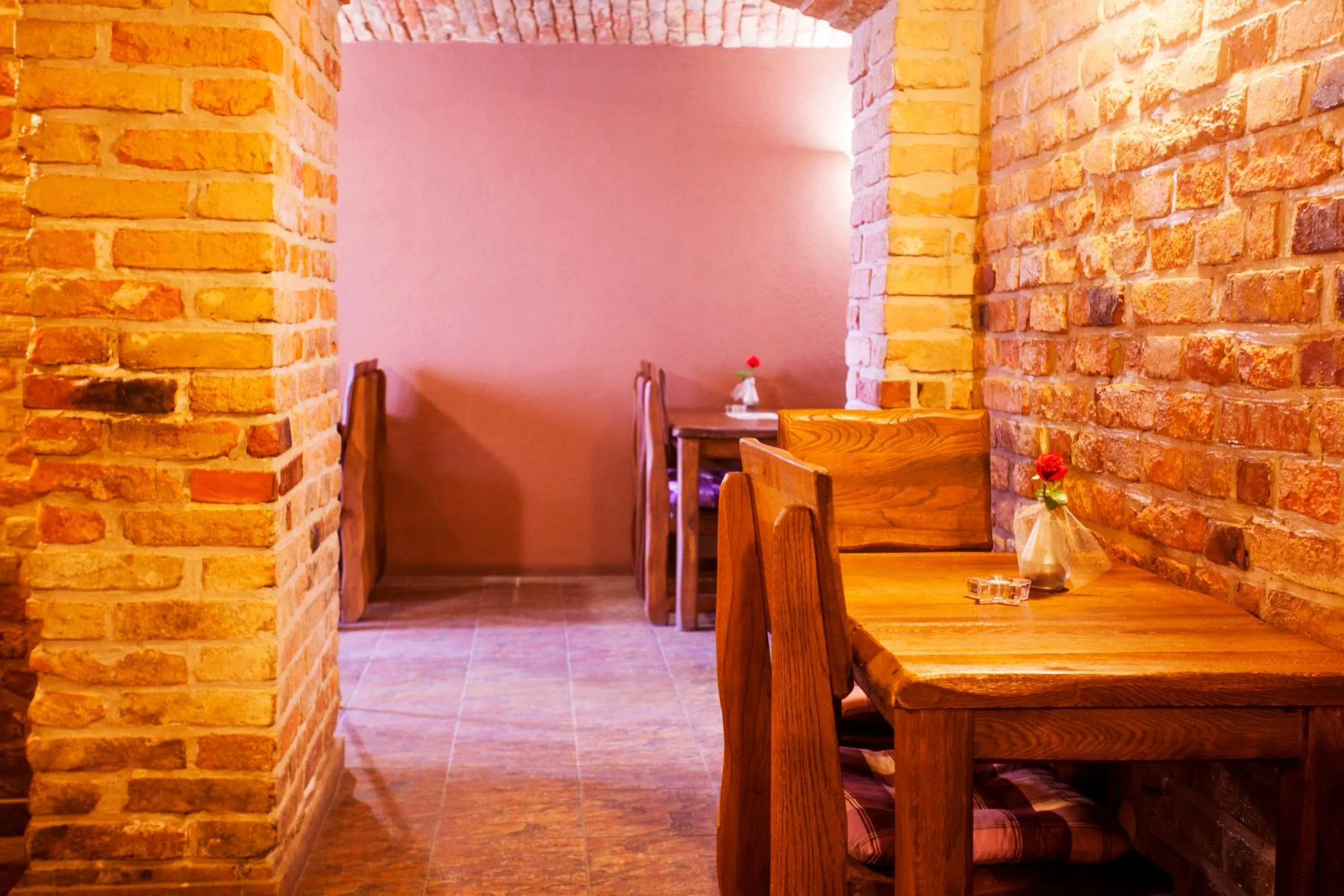 Restaurant/places to eat in London Rooms Zagreb Airport