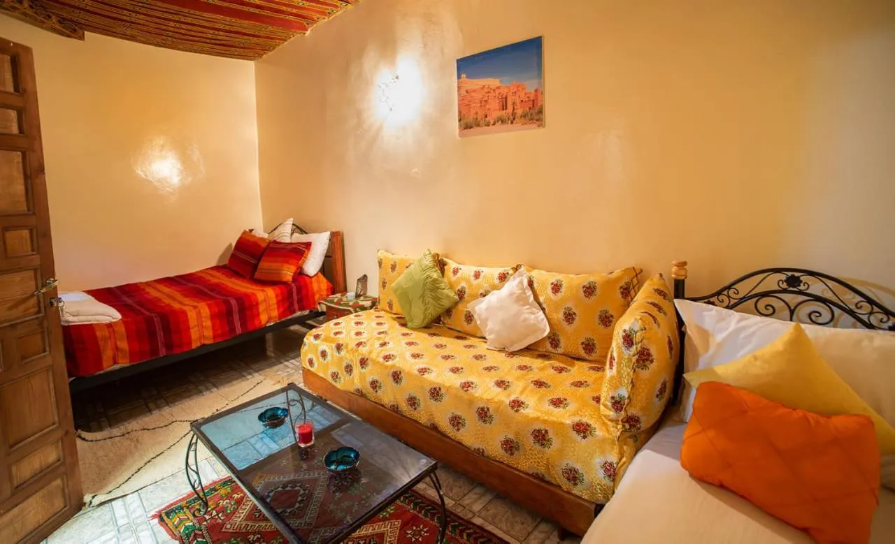 Living room, Bed in Dar Najia