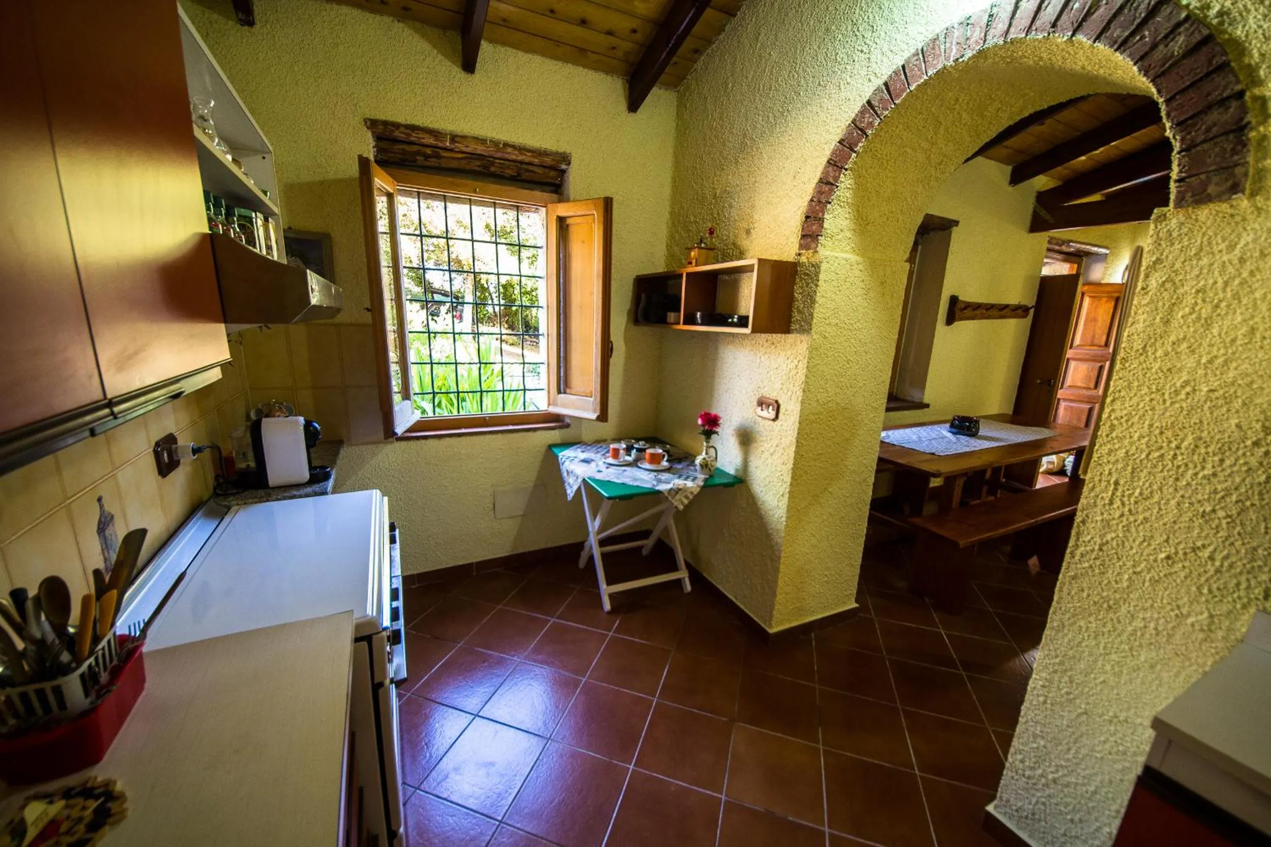 Communal kitchen in B&B I Menhir