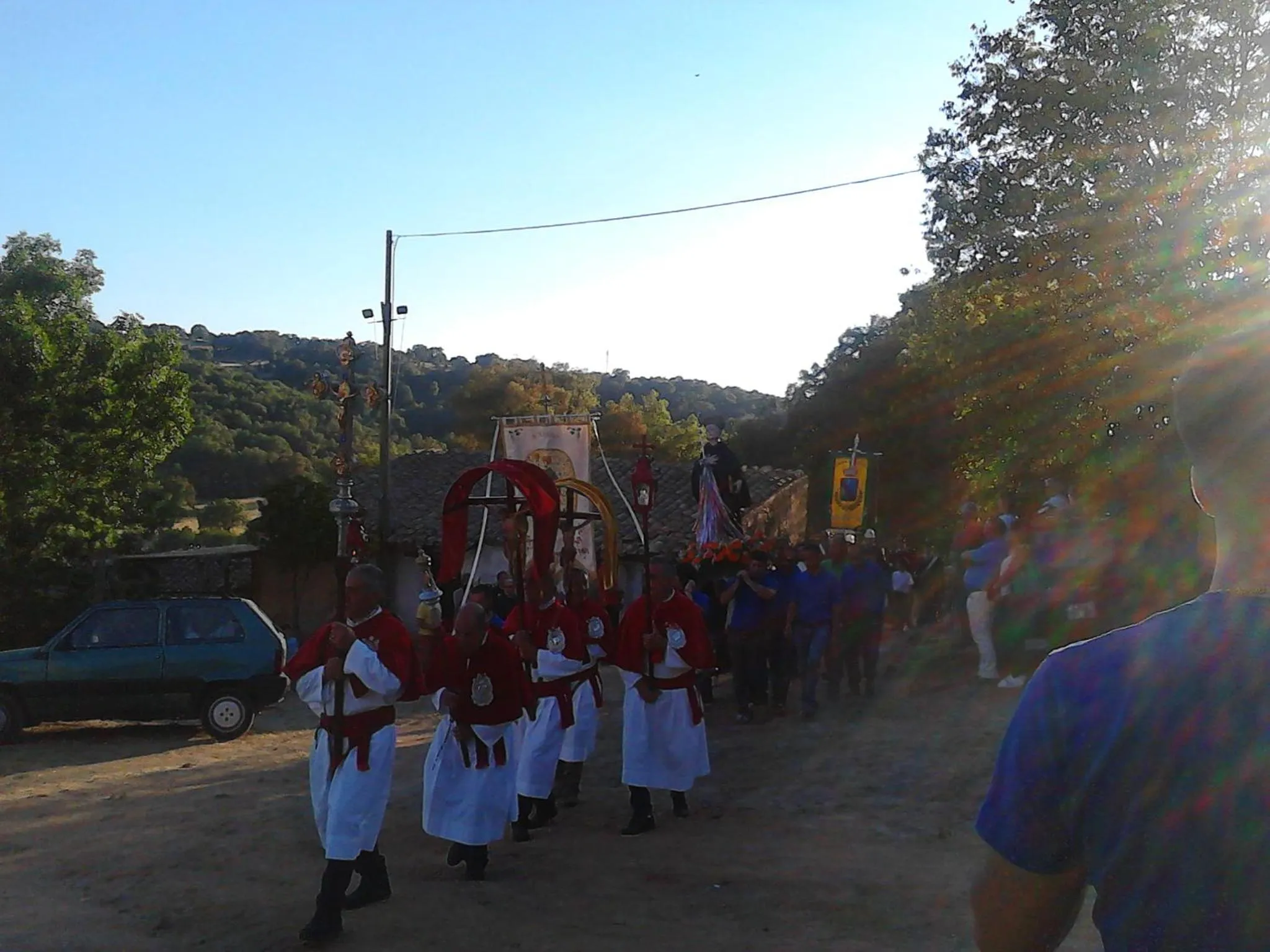 People in B&B I Menhir