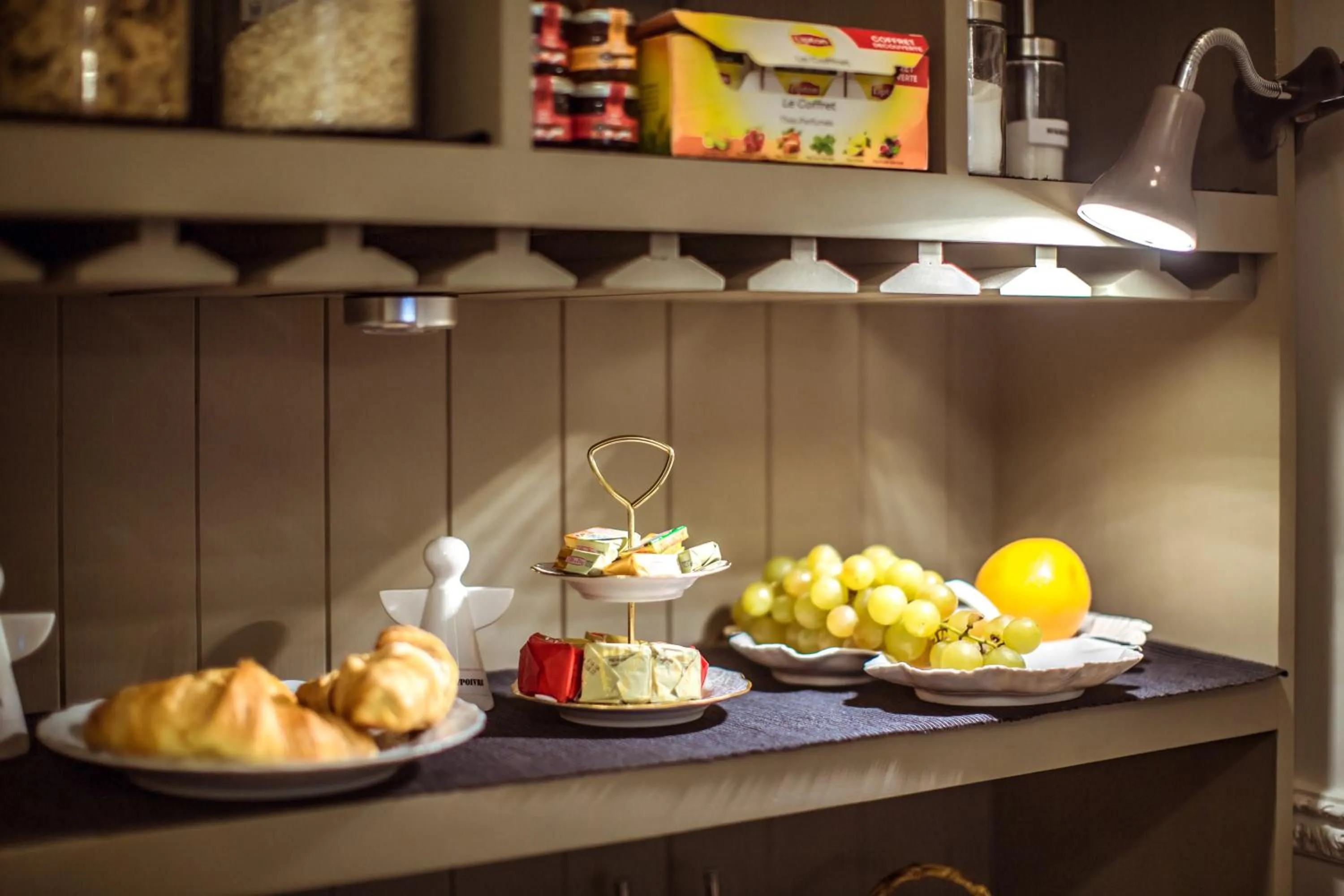 Lounge or bar in La Maison Gobert Paris Hotel Particulier