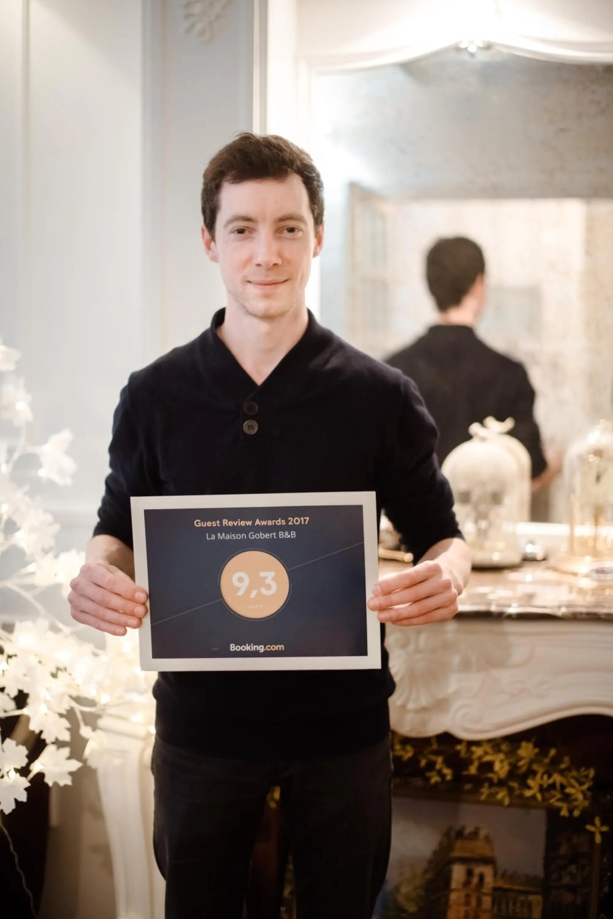 Property logo or sign in La Maison Gobert Paris Hotel Particulier