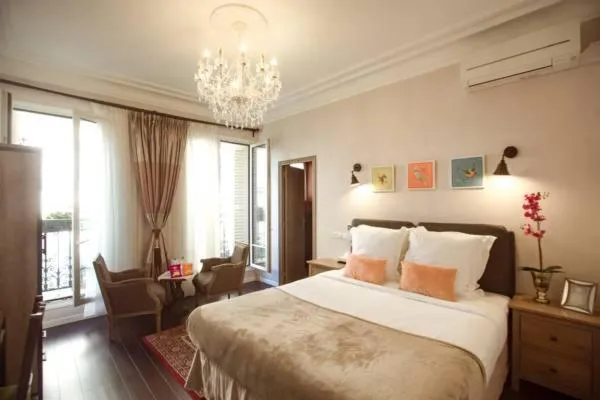 Bed in La Maison Gobert Paris Hotel Particulier