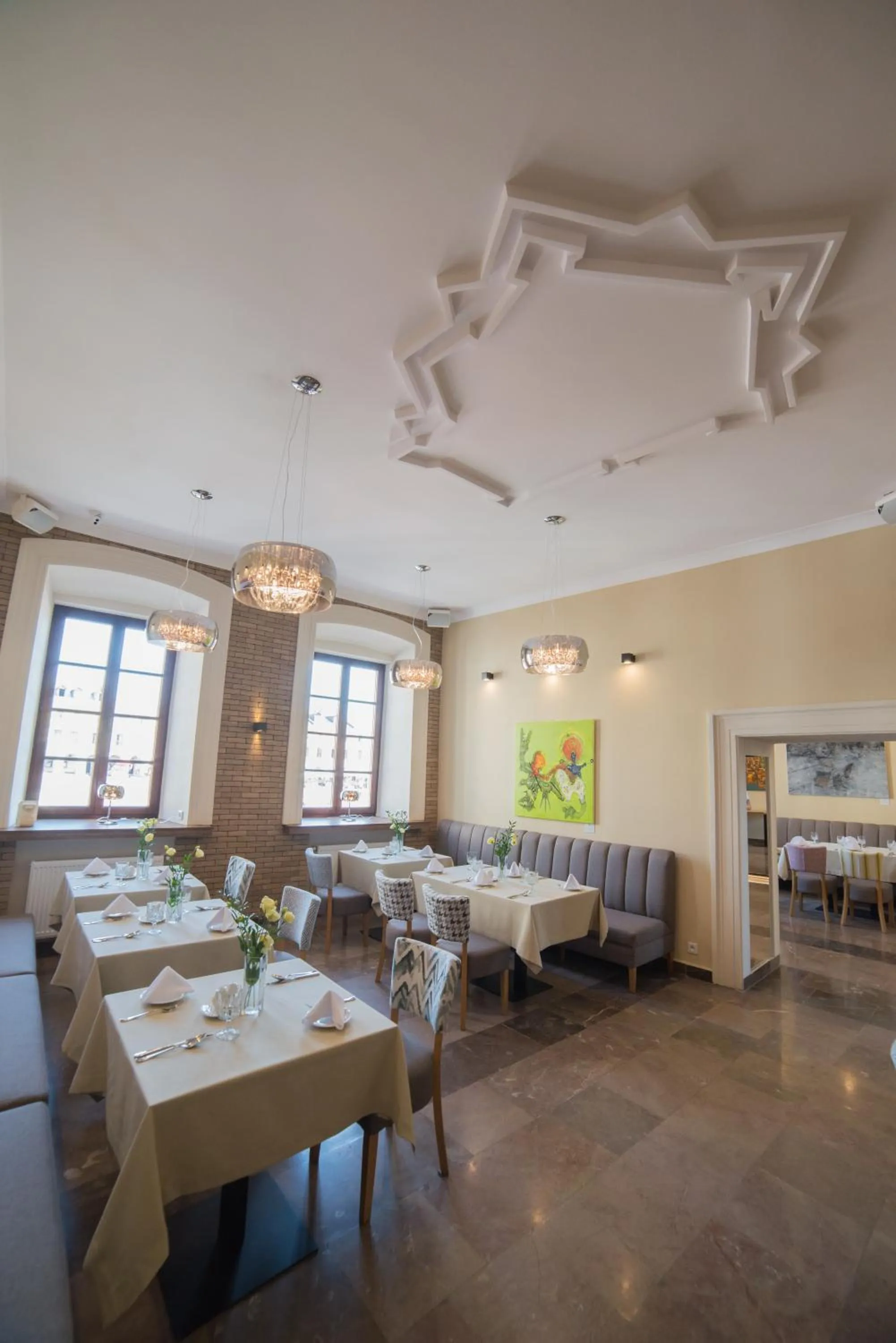 Restaurant/places to eat in Hotel Arte