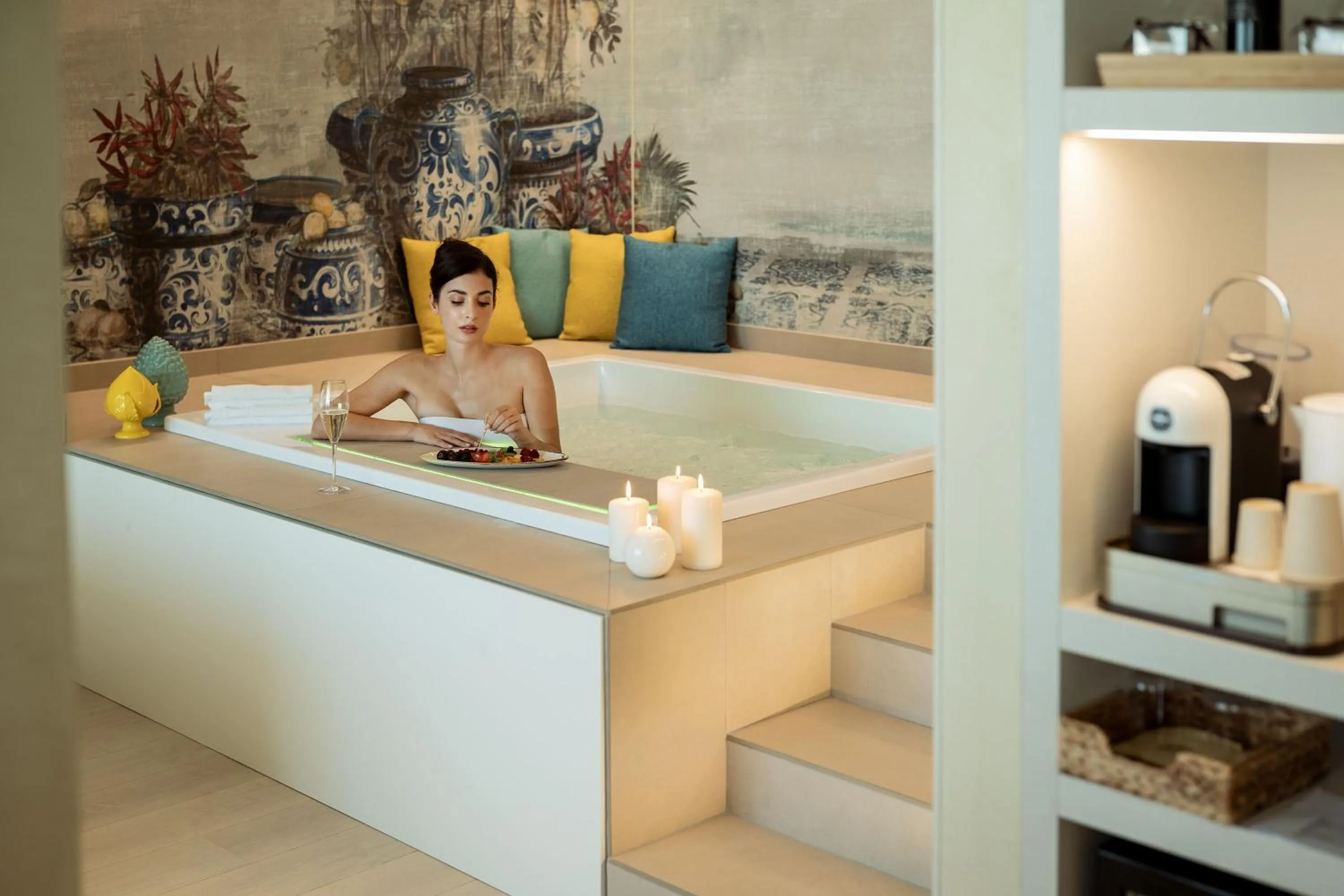 Hot Tub in Savoy Beach Hotel & Thermal Spa