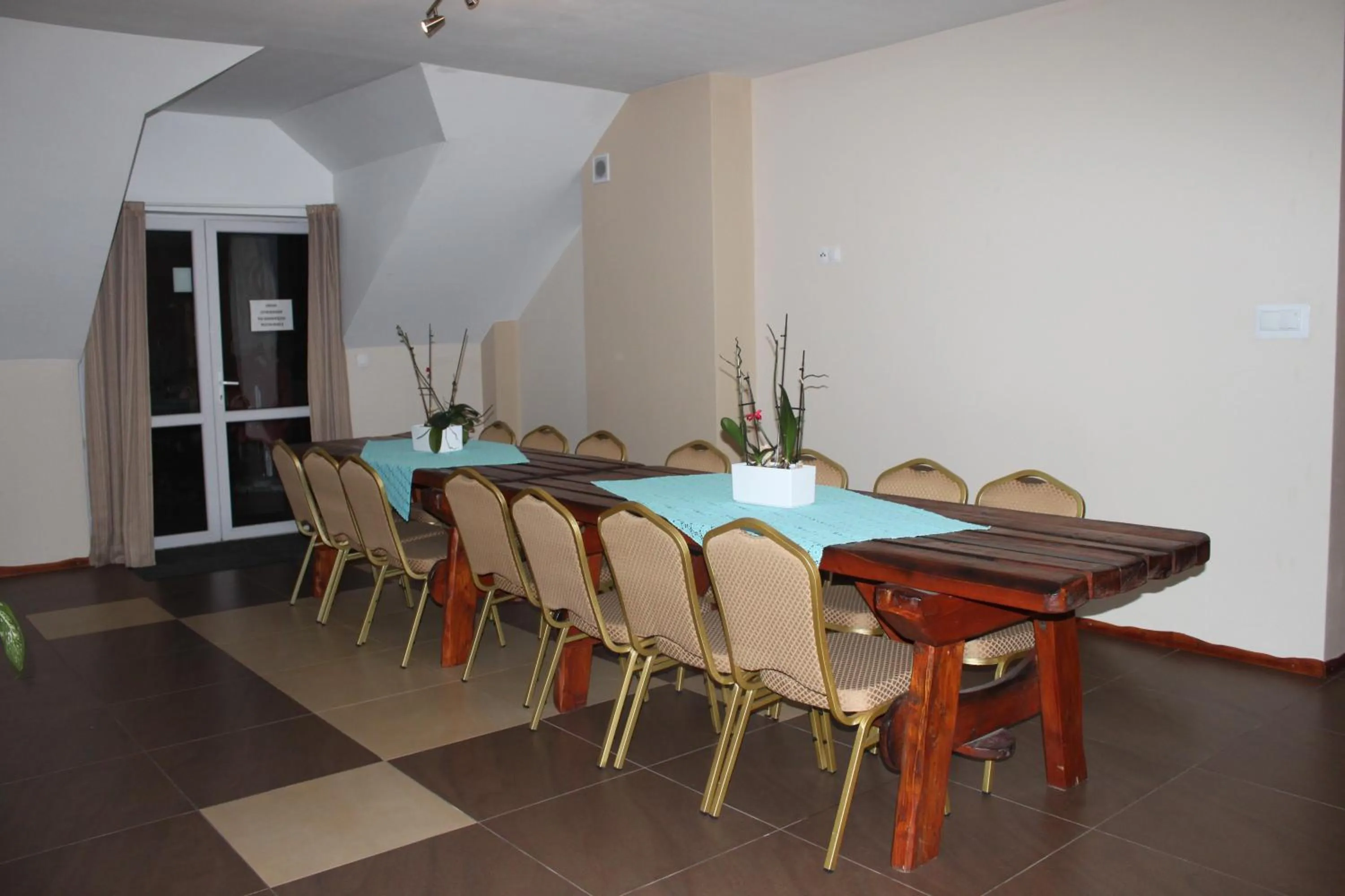 Lobby or reception in Gościniec Legenda