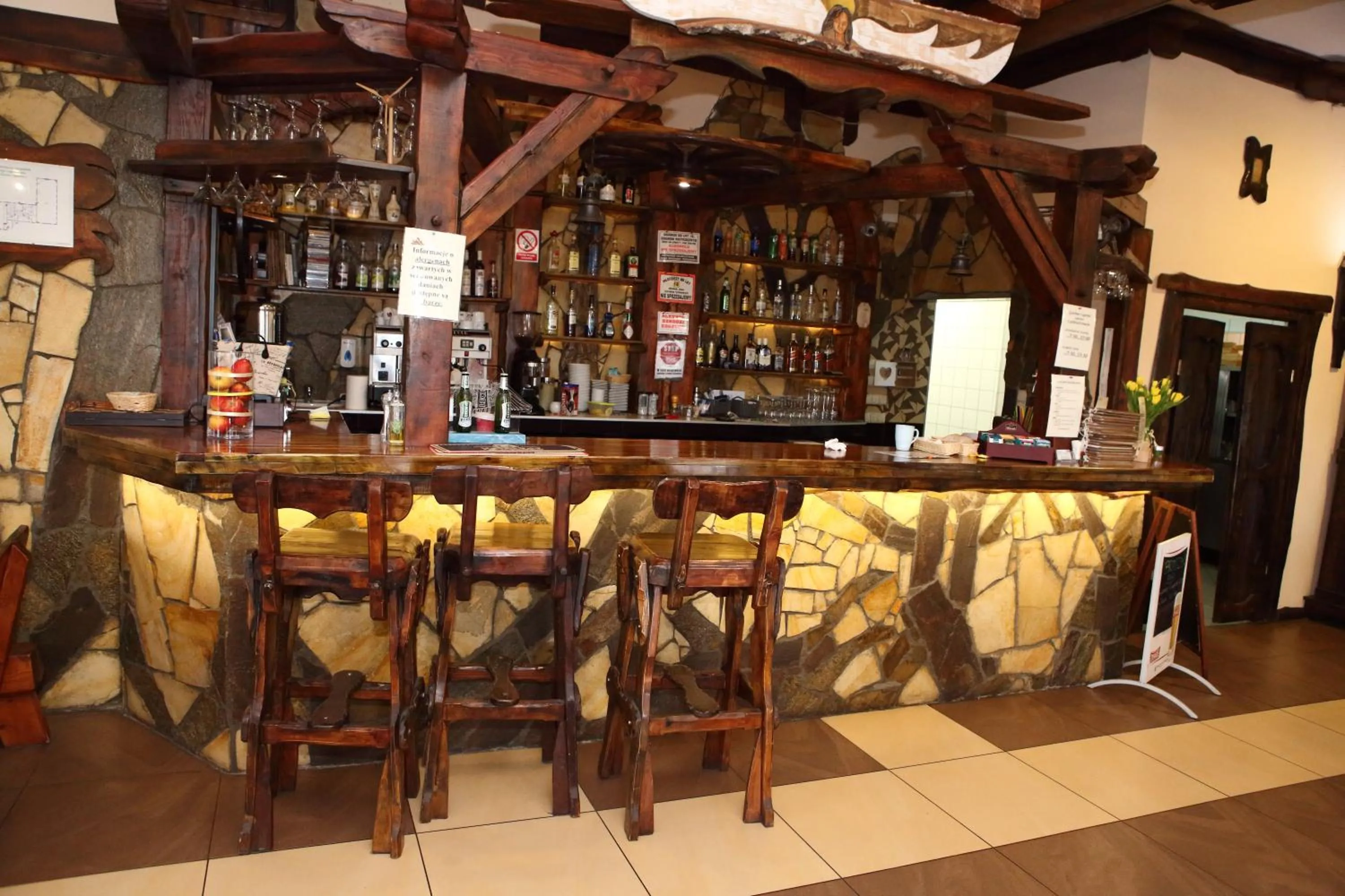 Restaurant/places to eat in Gościniec Legenda