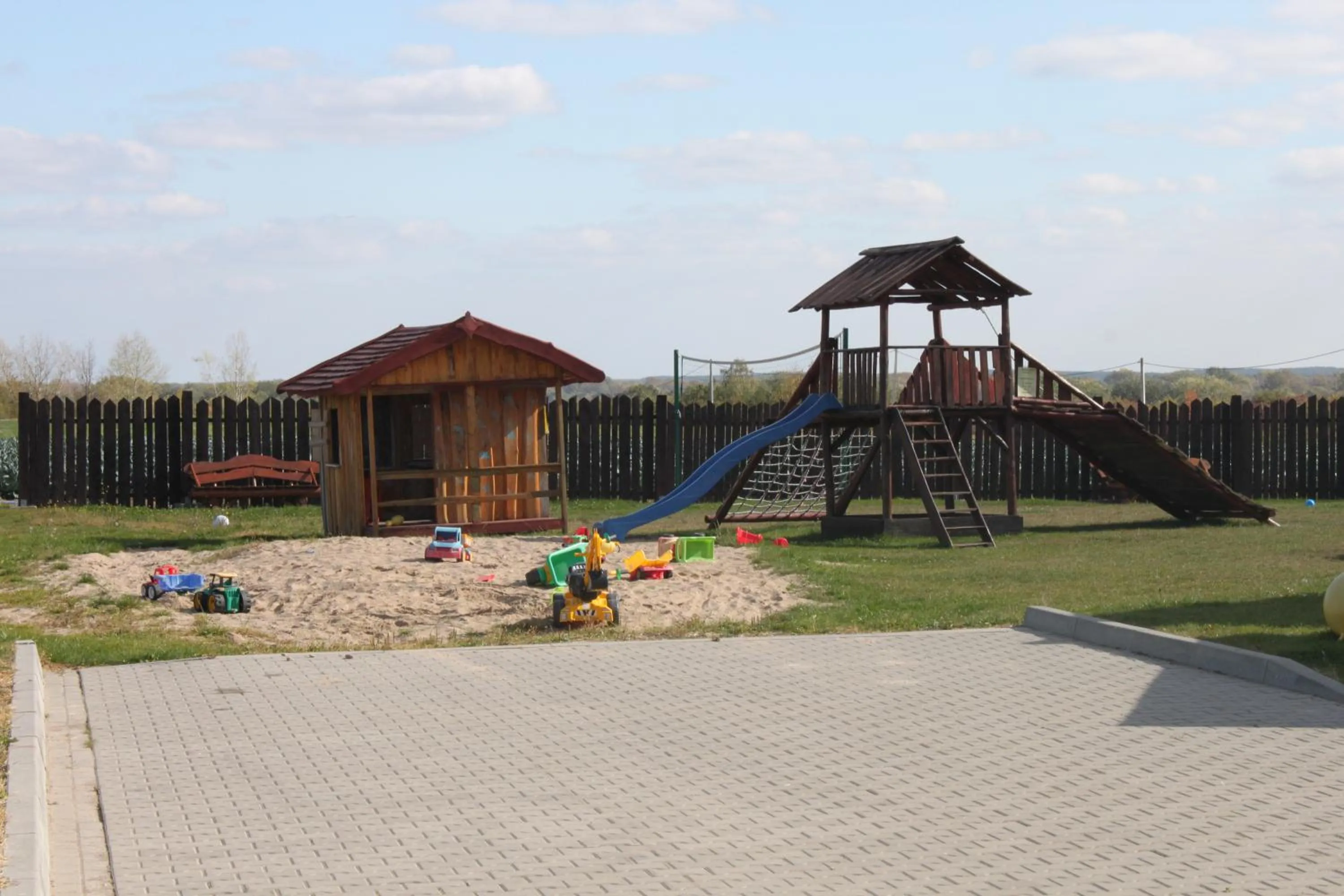 Children play ground in Gościniec Legenda