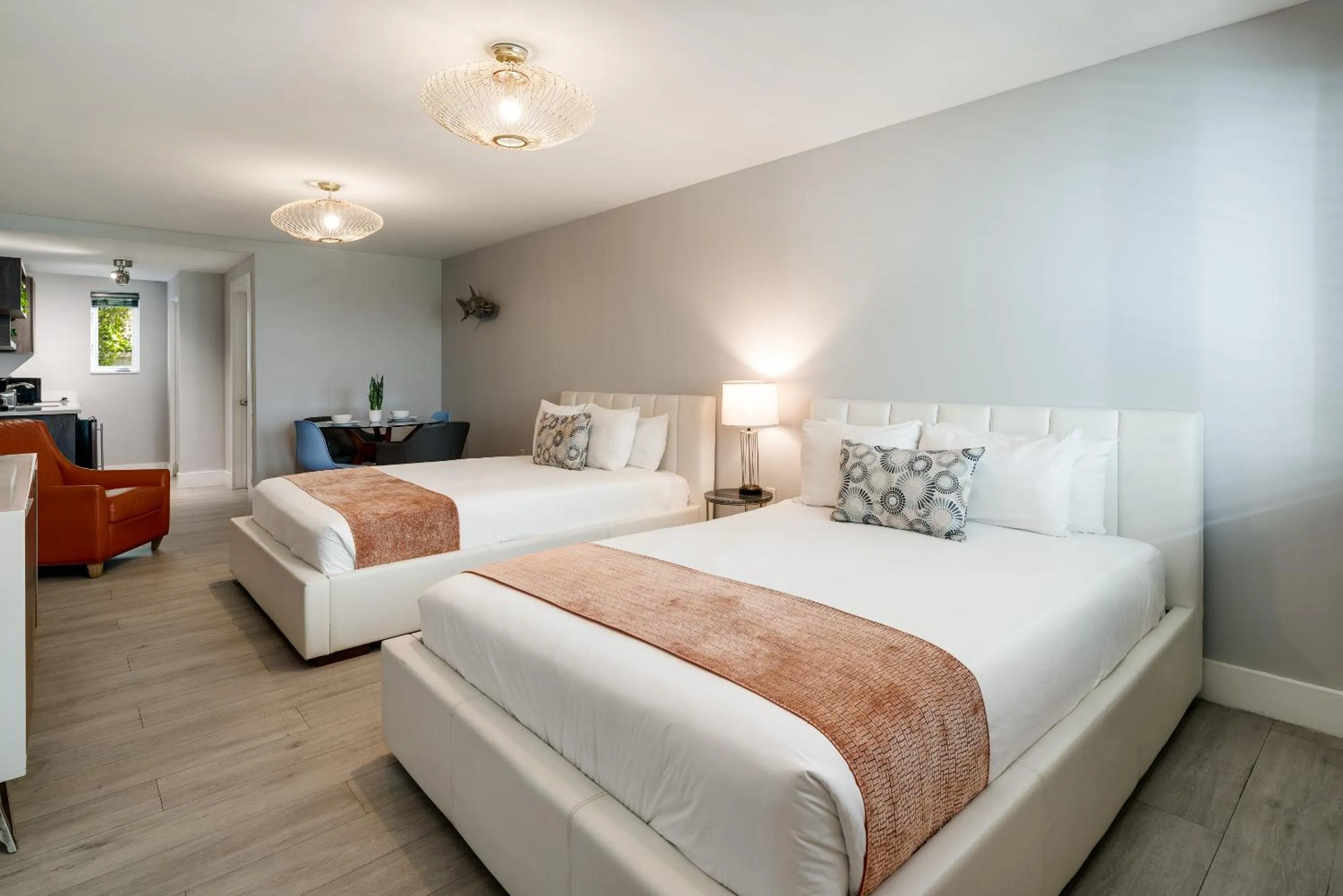 Bedroom, Bed in Waterside Hotel and Suites