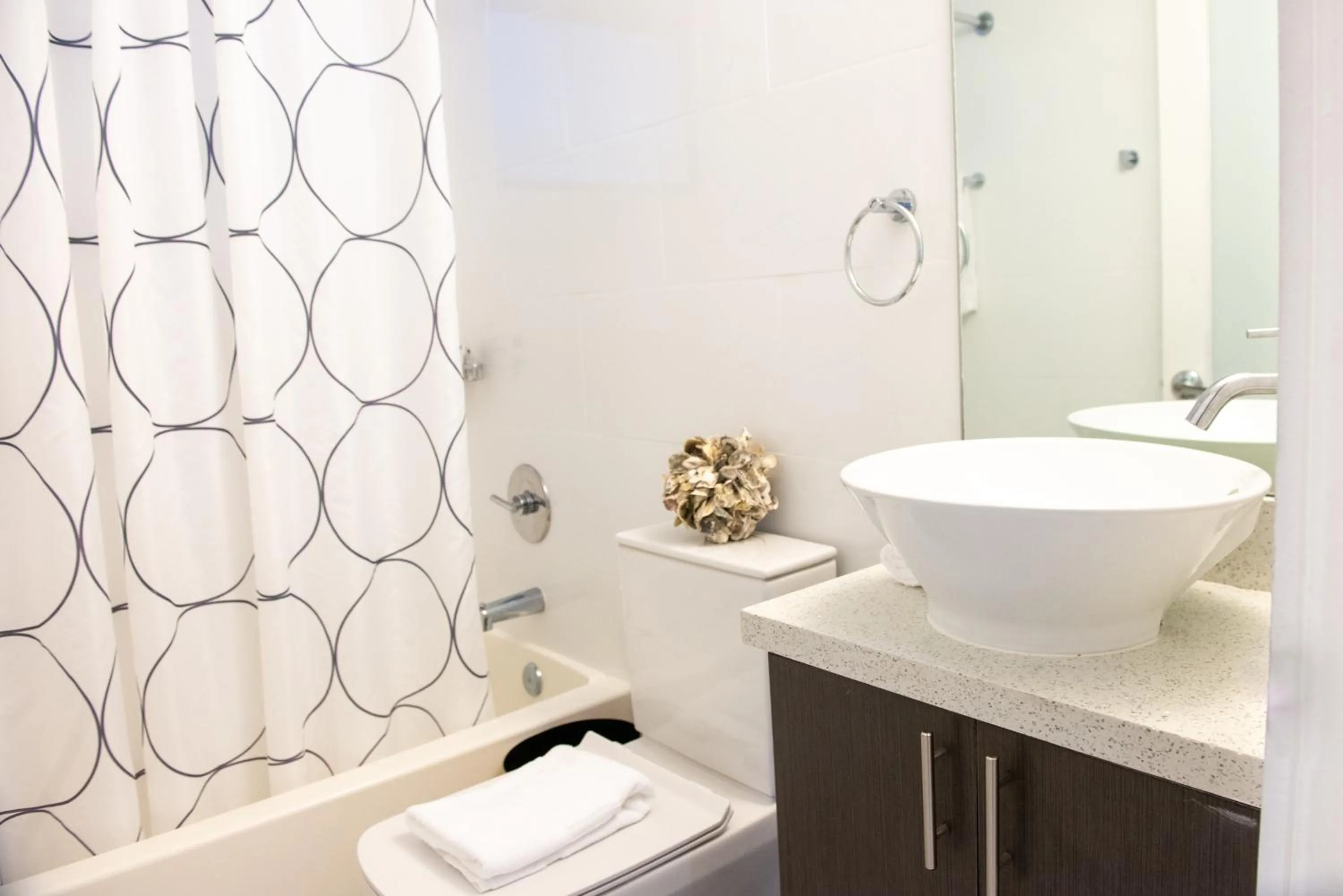 Toilet in Waterside Hotel and Suites