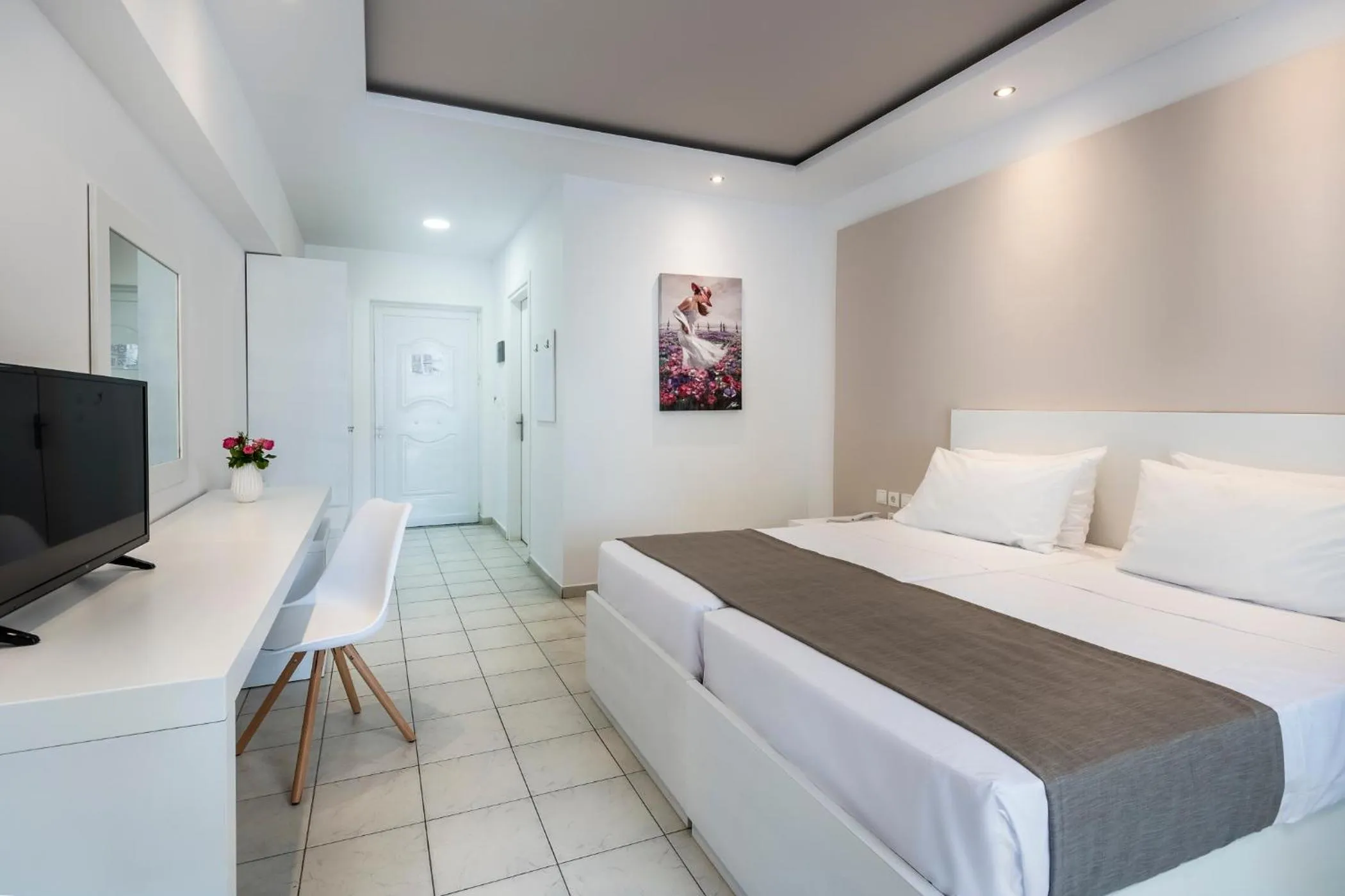 Bedroom, Bed in Gaia Royal