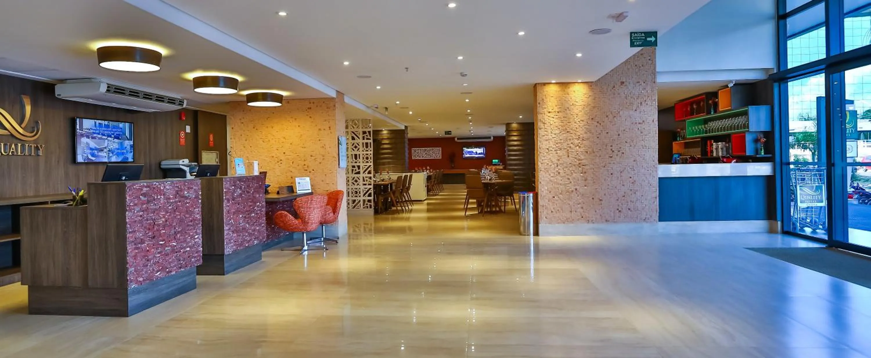 Lobby or reception in Quality Hotel Flamboyant